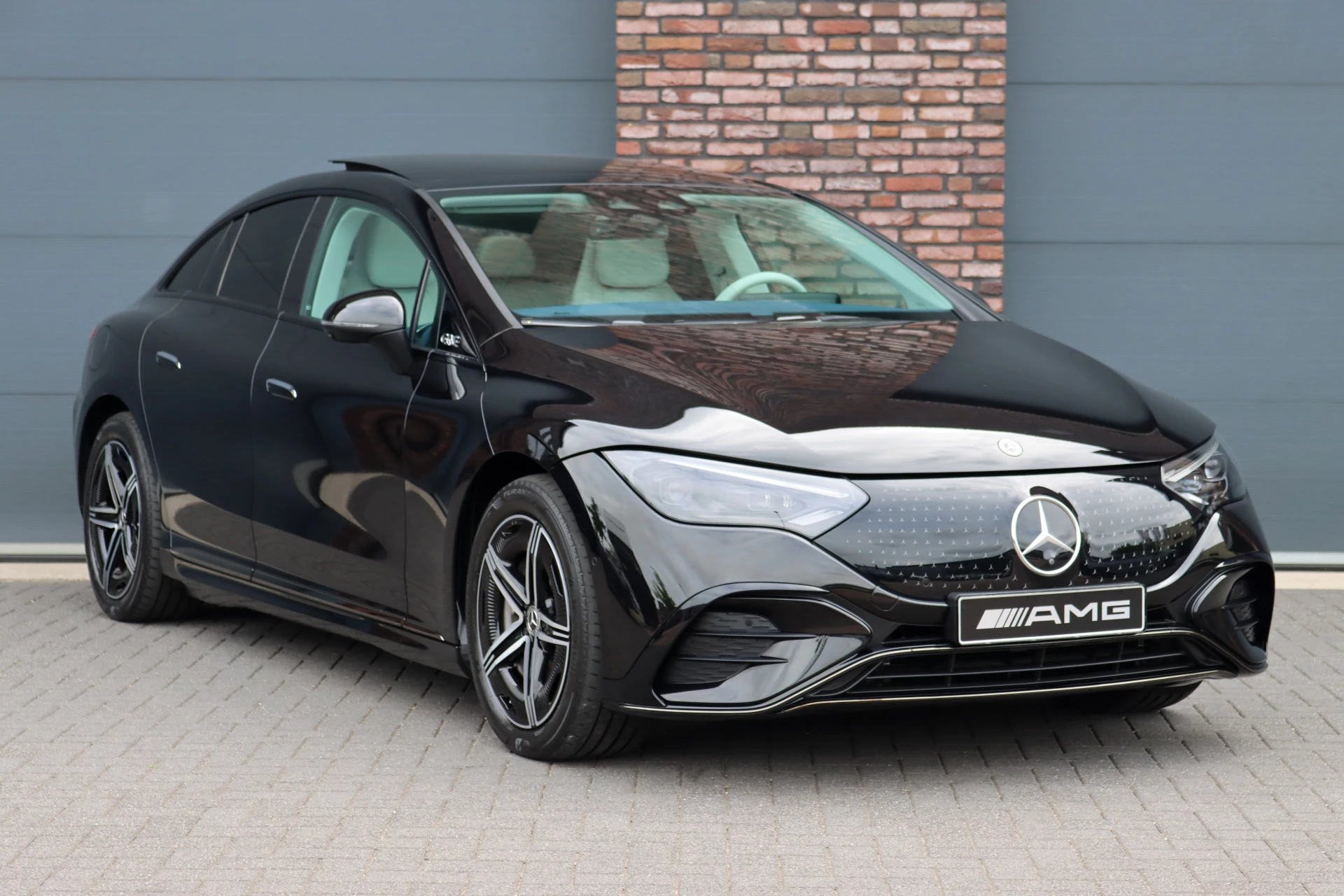 Hoofdafbeelding Mercedes-Benz EQE