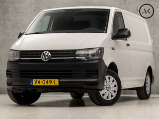 Hoofdafbeelding Volkswagen Transporter Volkswagen Transporter 2.0 TDI L1H1 Trendline (AIRCO, CRUISE, BLUETOOTH, 3 ZITPLAATSEN, TREKHAAK, ARMSTEUN, NIEUWE APK, IEUWSTAAT)