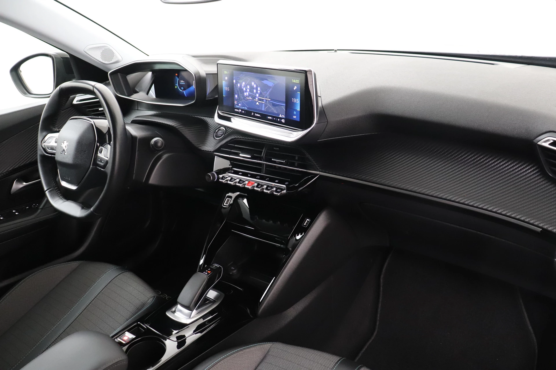 Hoofdafbeelding Peugeot e-2008