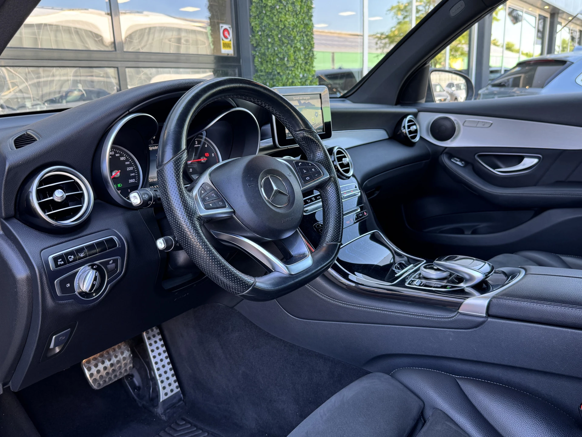 Hoofdafbeelding Mercedes-Benz GLC