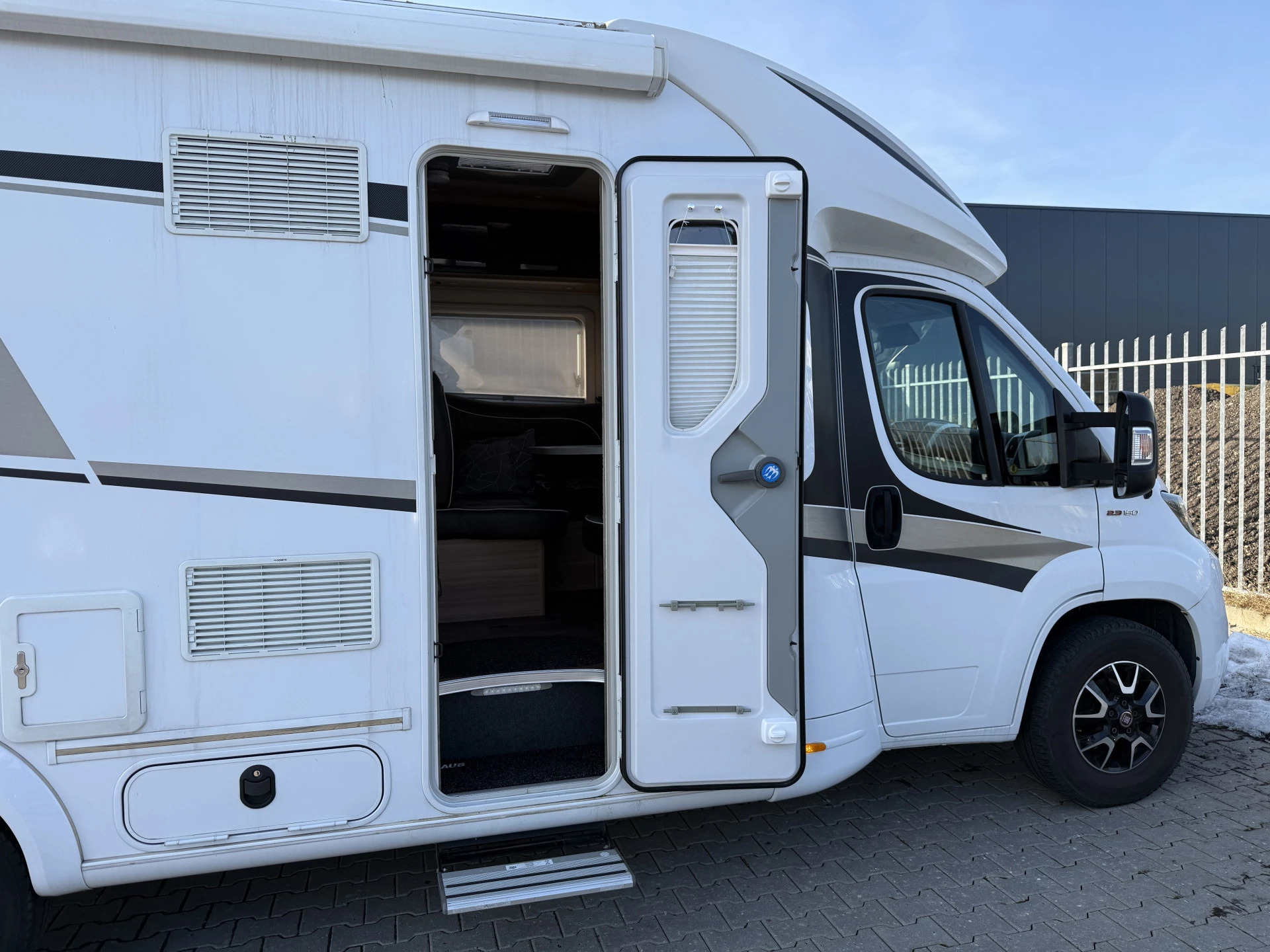 Hoofdafbeelding Knaus R22 Fiat 2.3 150 PK Automaat