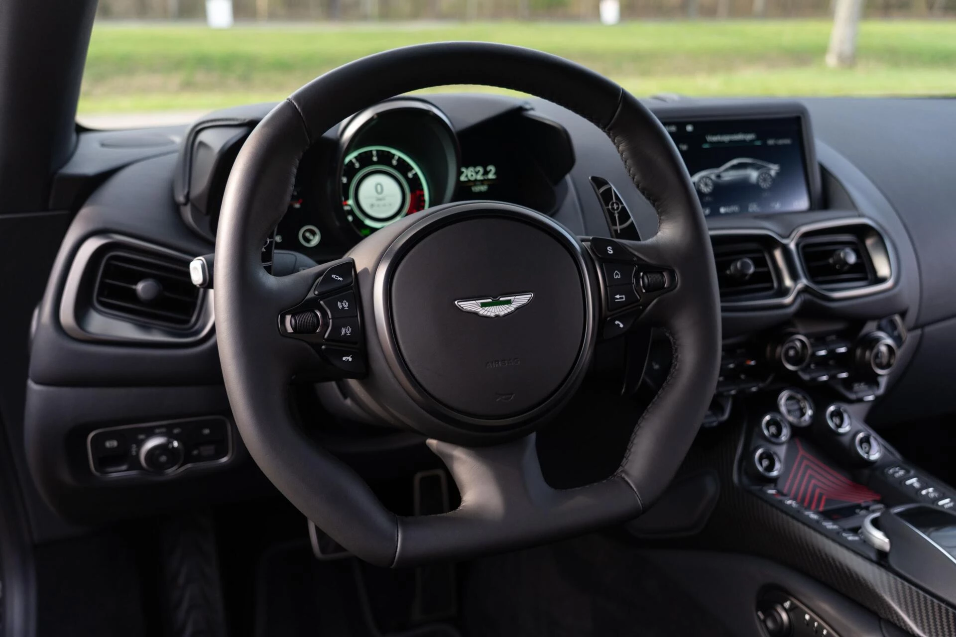 Hoofdafbeelding Aston Martin V8 Vantage