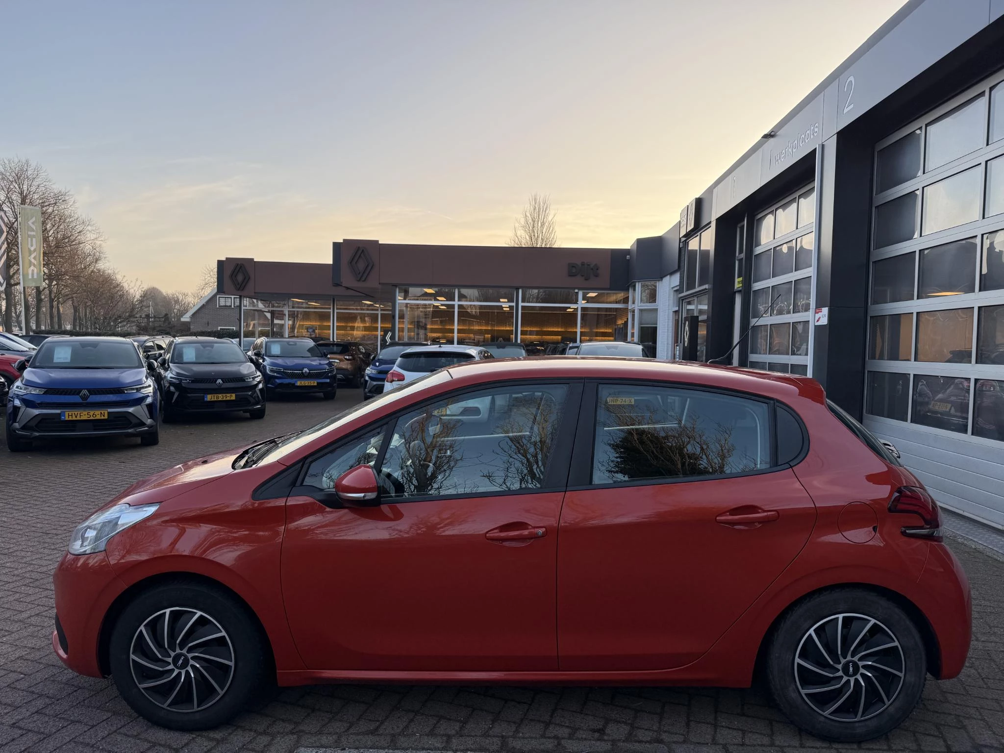 Hoofdafbeelding Peugeot 208