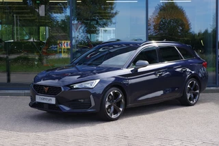 Hoofdafbeelding CUPRA Leon Sportstourer CUPRA Leon Sportstourer 1.4 e-Hybrid Business 204 PK PHEV, Winterpakket, Camera, Keyless