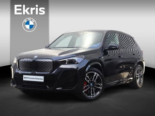 BMW iX1 eDrive20 | M Sportpakket Pro | Head-Up | Parking Assistant Plus | Driving Assistant Plus | Comfort Access | Stoelverwarming | 19'' LMV