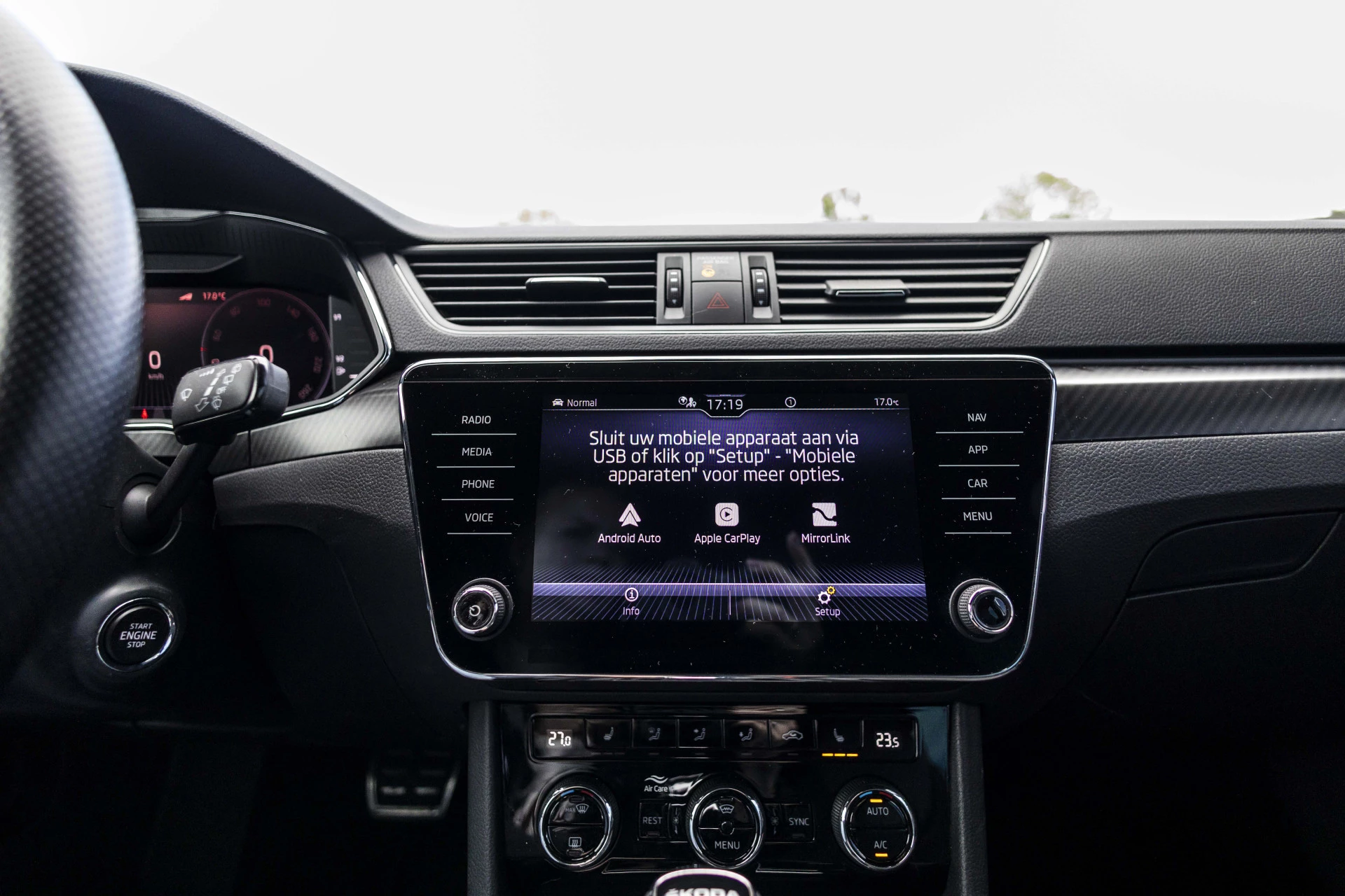 Hoofdafbeelding Škoda Superb