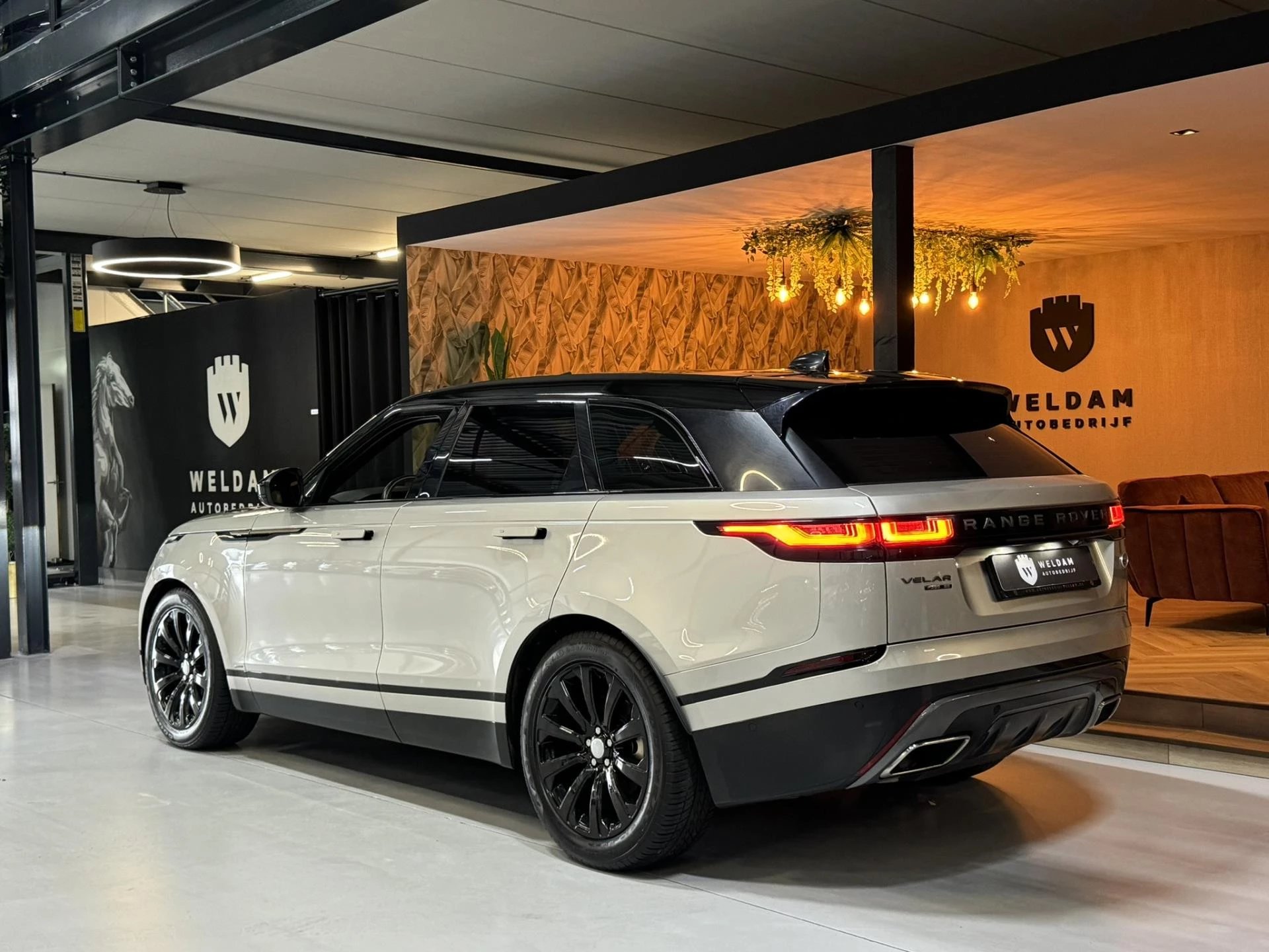 Hoofdafbeelding Land Rover Range Rover Velar