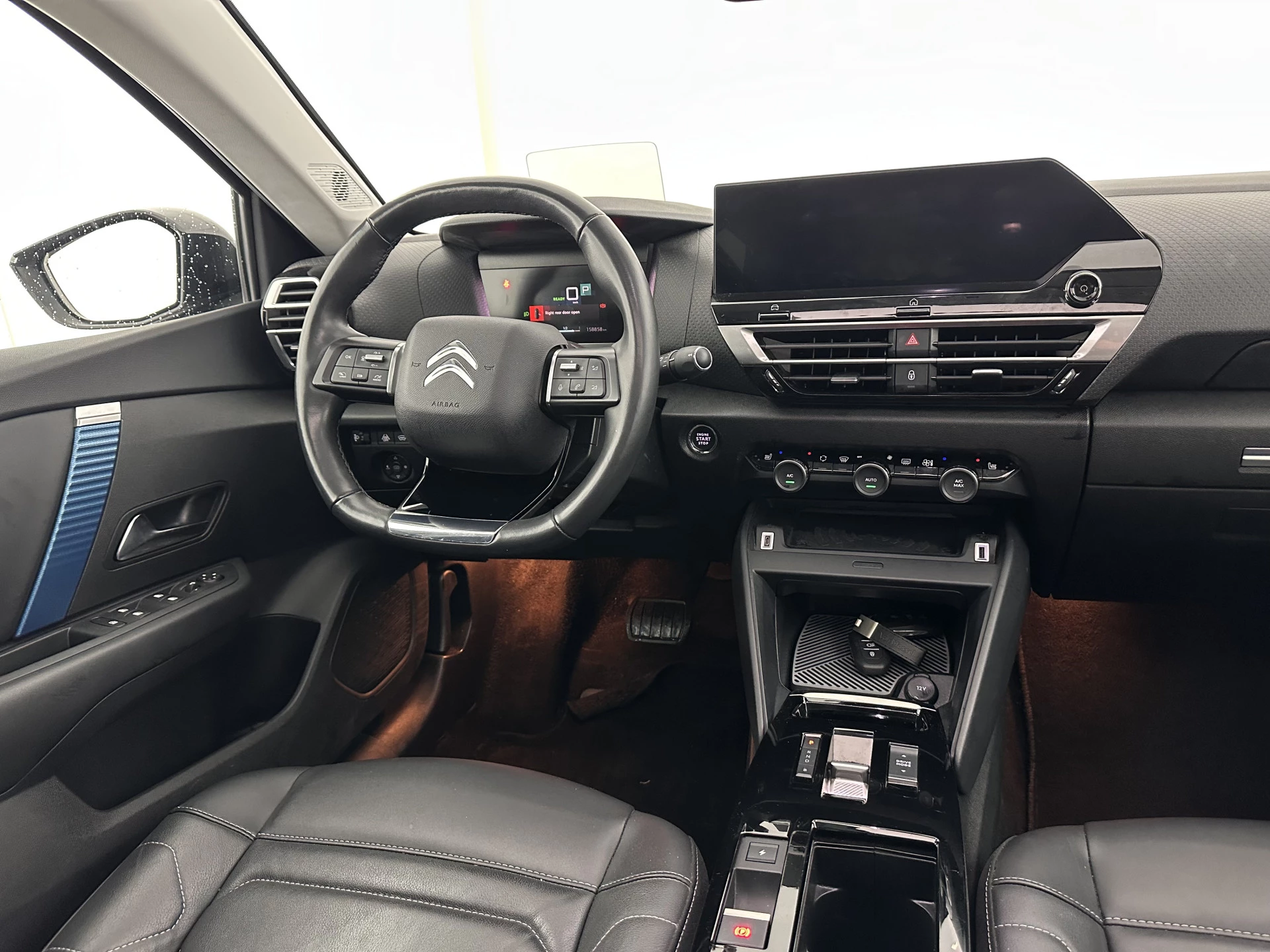 Hoofdafbeelding Citroën ë-C4