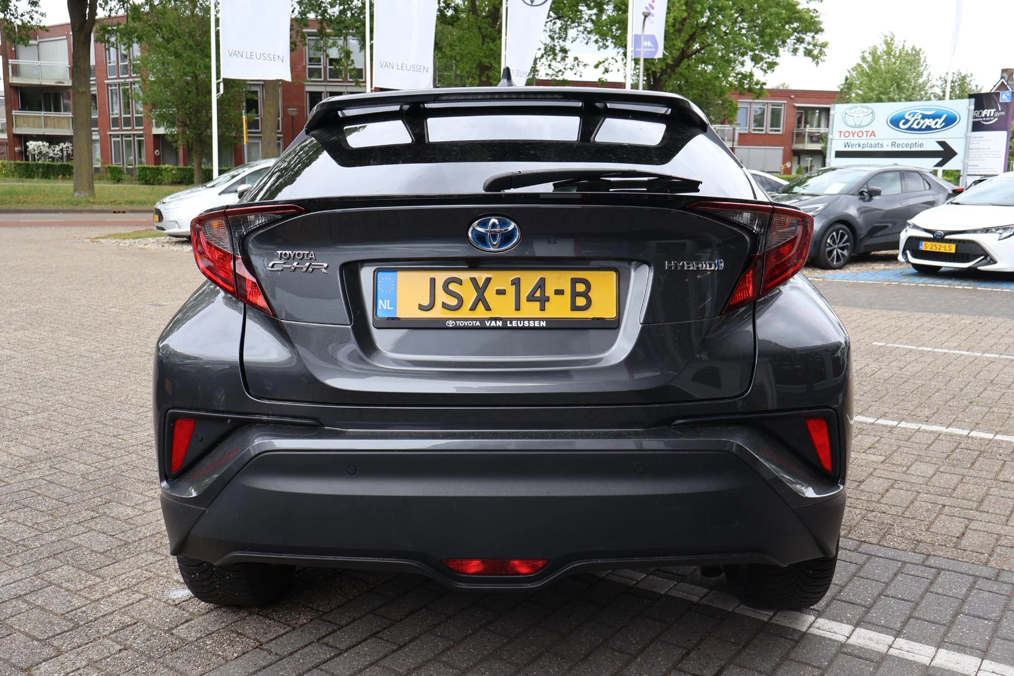 Hoofdafbeelding Toyota C-HR