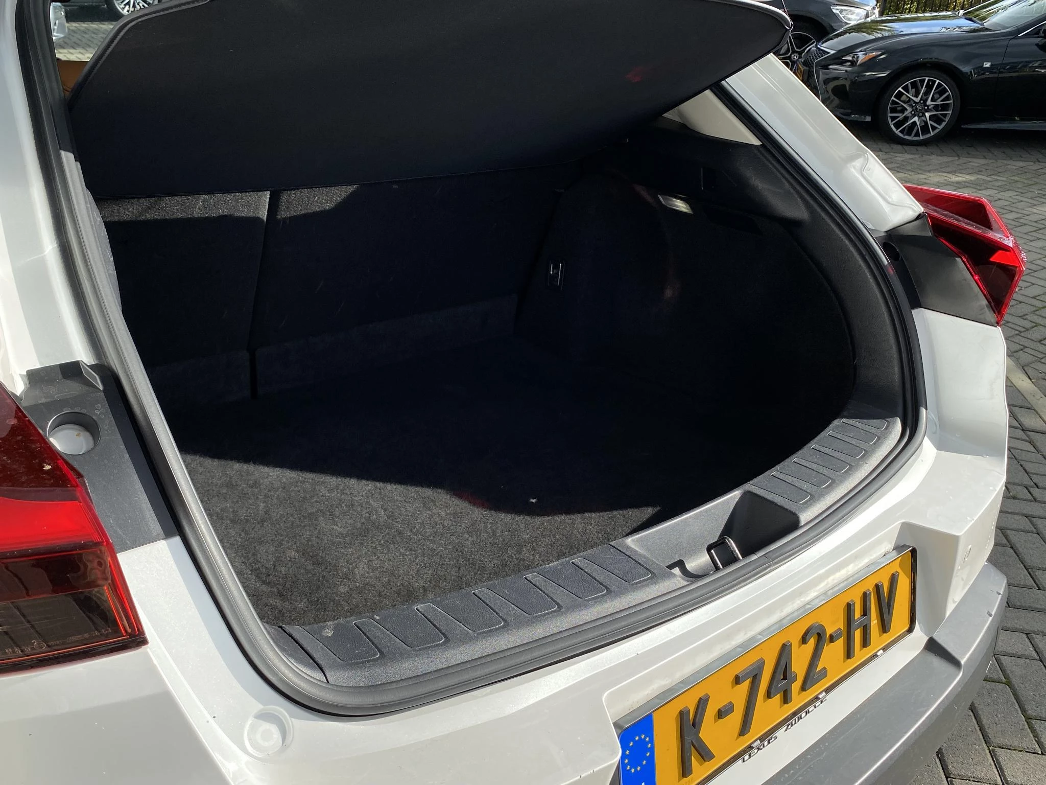 Hoofdafbeelding Lexus UX