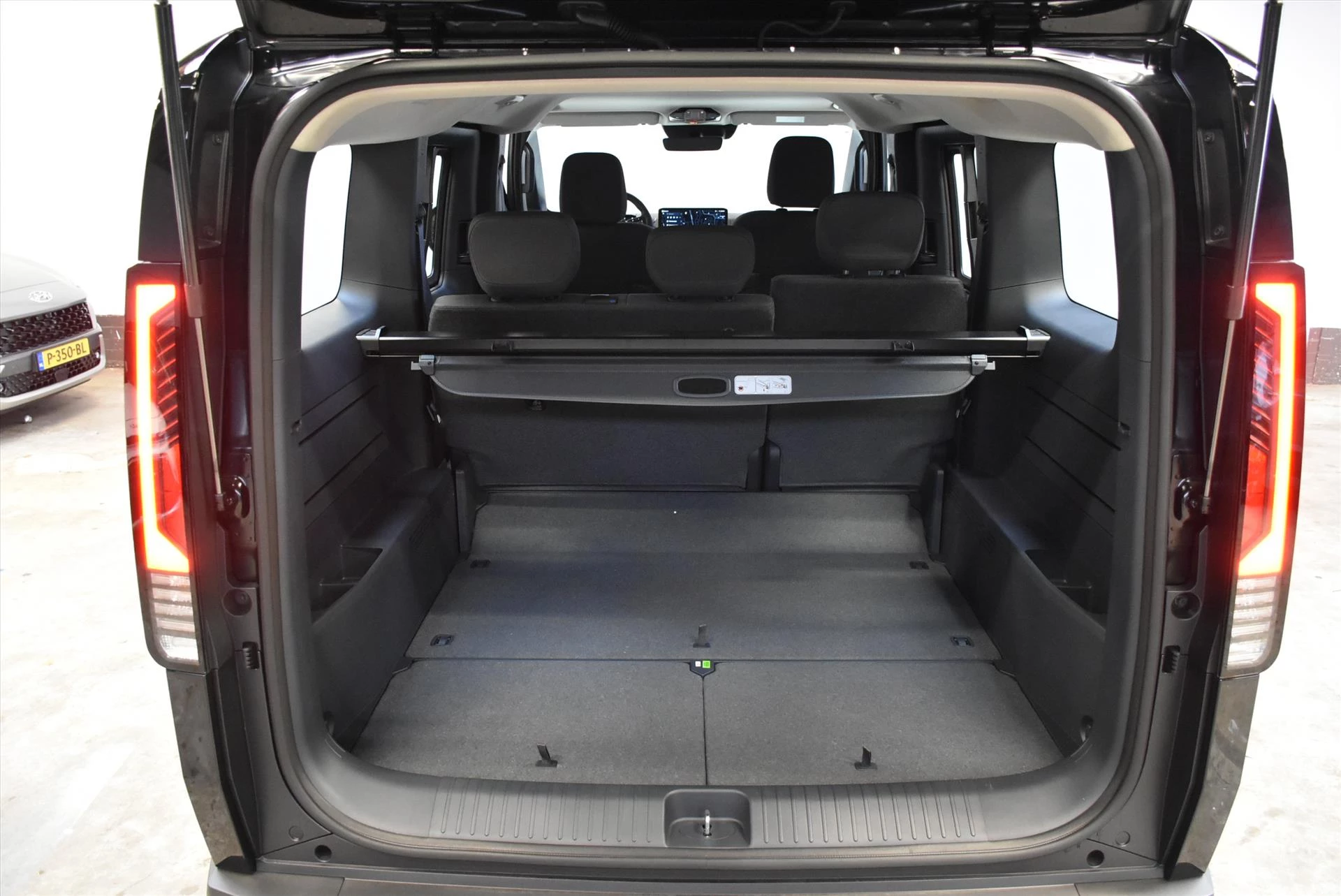 Hoofdafbeelding Kia Pv5 Passenger