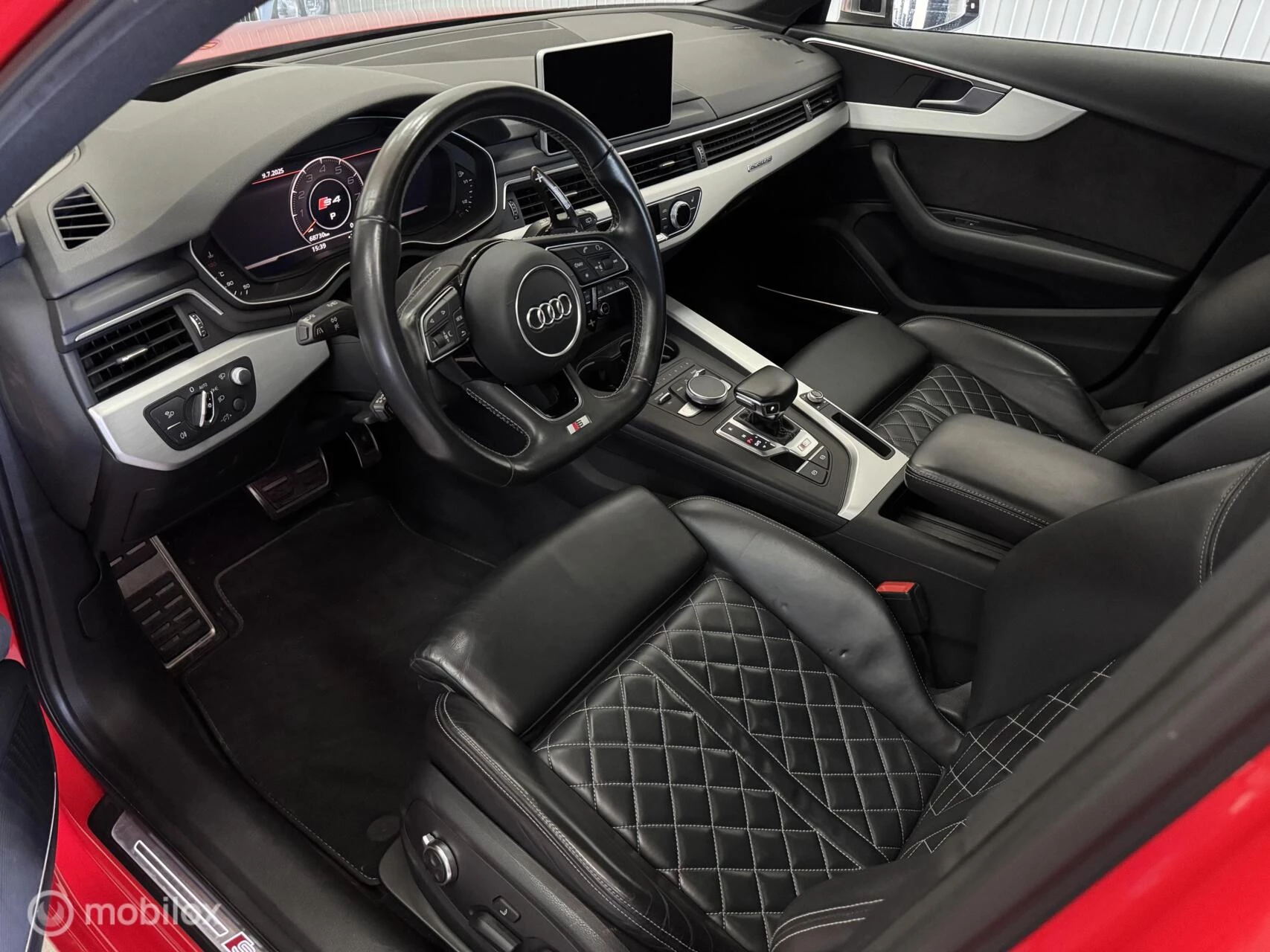 Hoofdafbeelding Audi S4