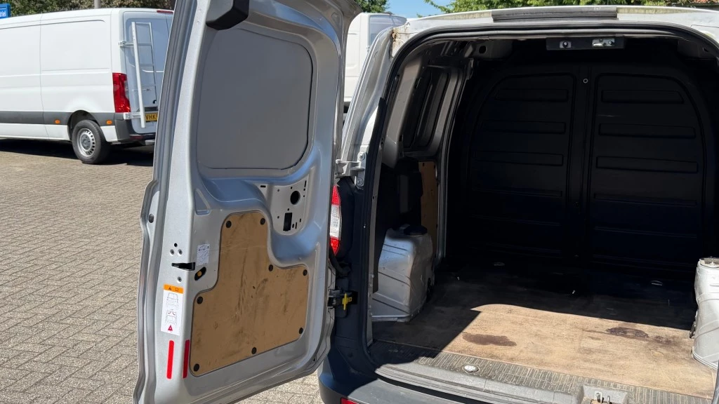 Hoofdafbeelding Ford Transit Courier