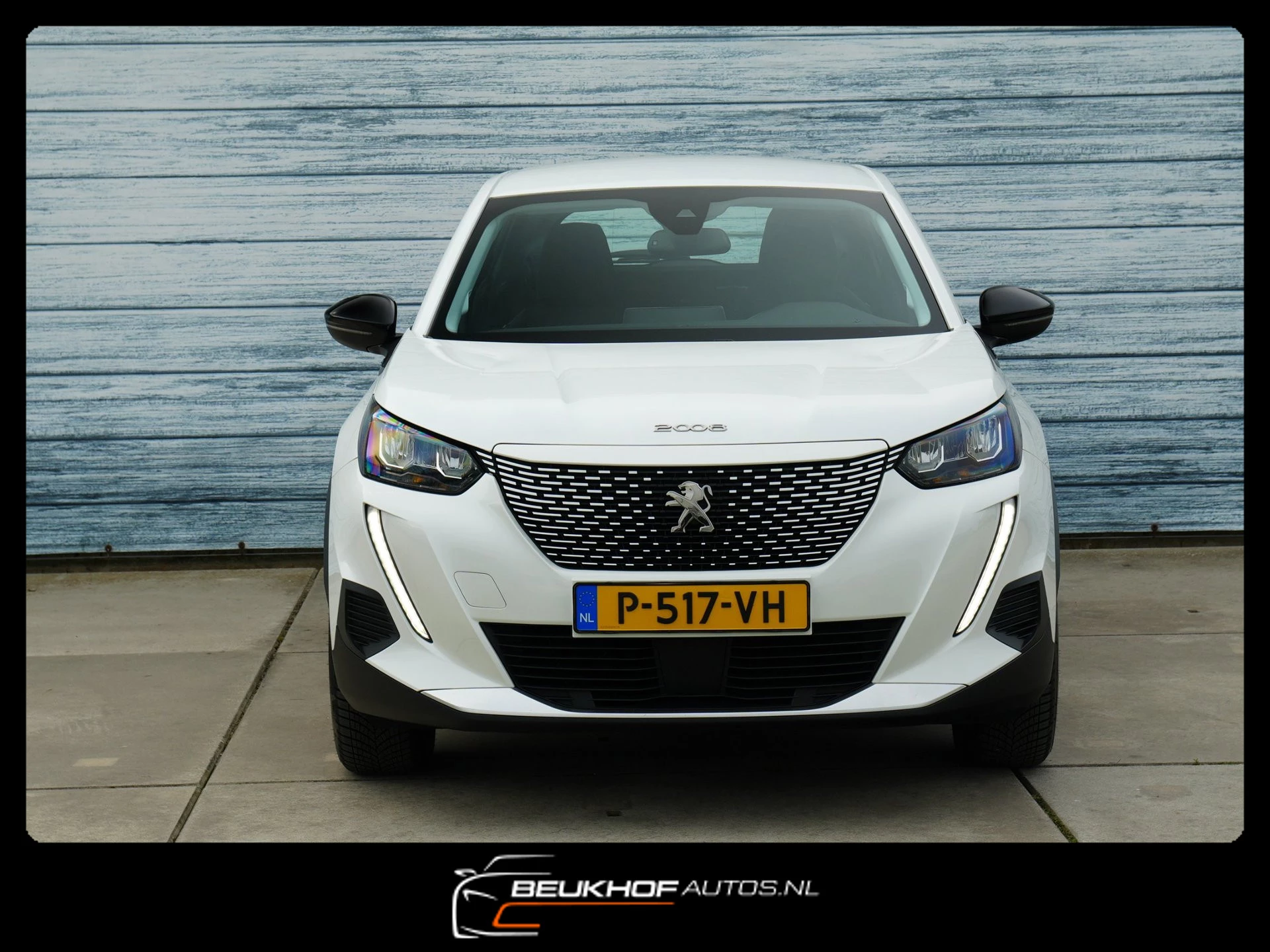 Hoofdafbeelding Peugeot e-2008