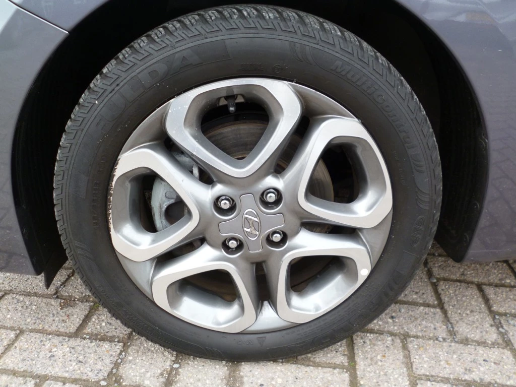 Hoofdafbeelding Hyundai i20