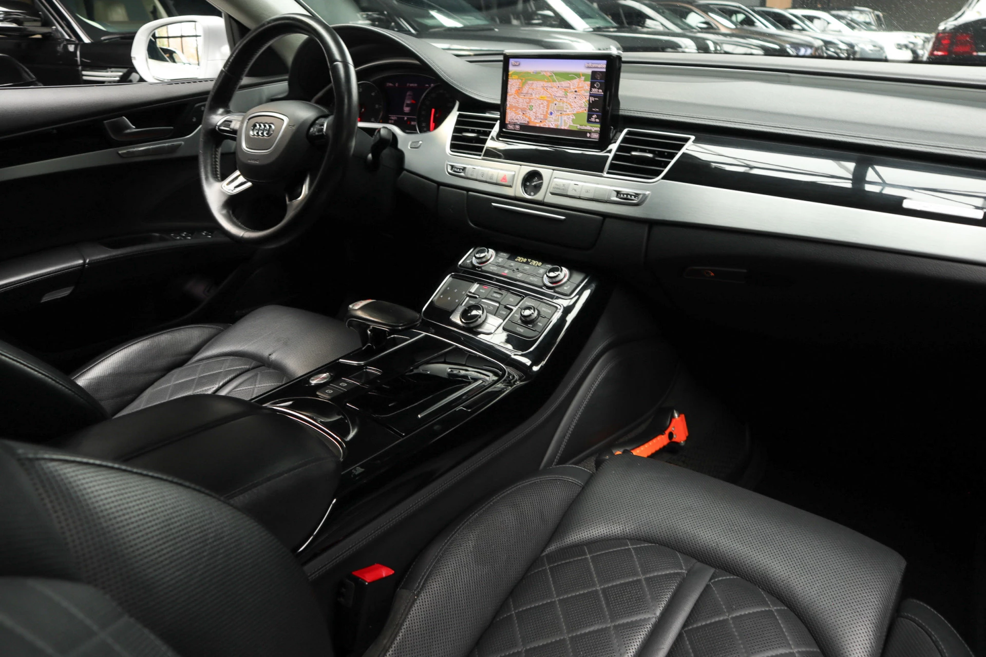 Hoofdafbeelding Audi A8