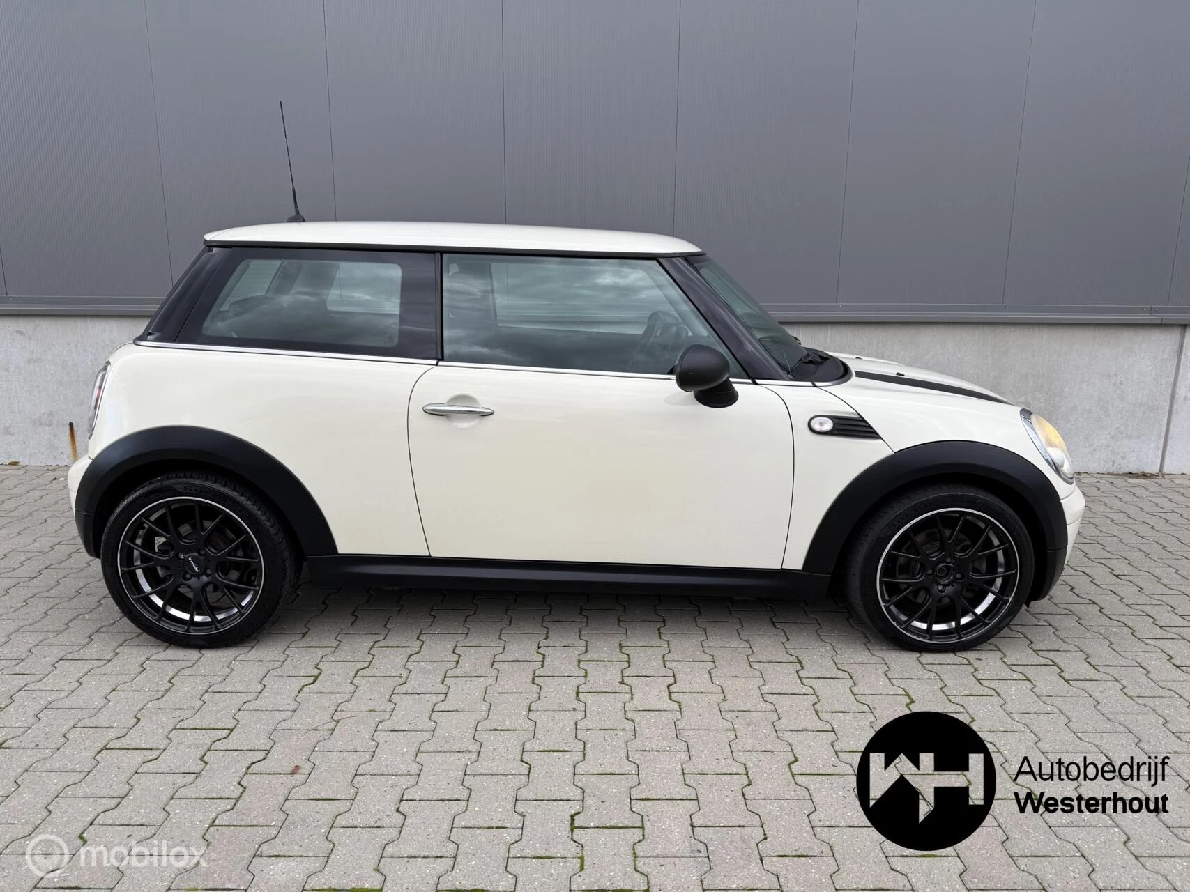 Hoofdafbeelding MINI One