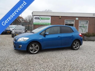 Toyota Auris 1.8 Full Hybrid Executive Business