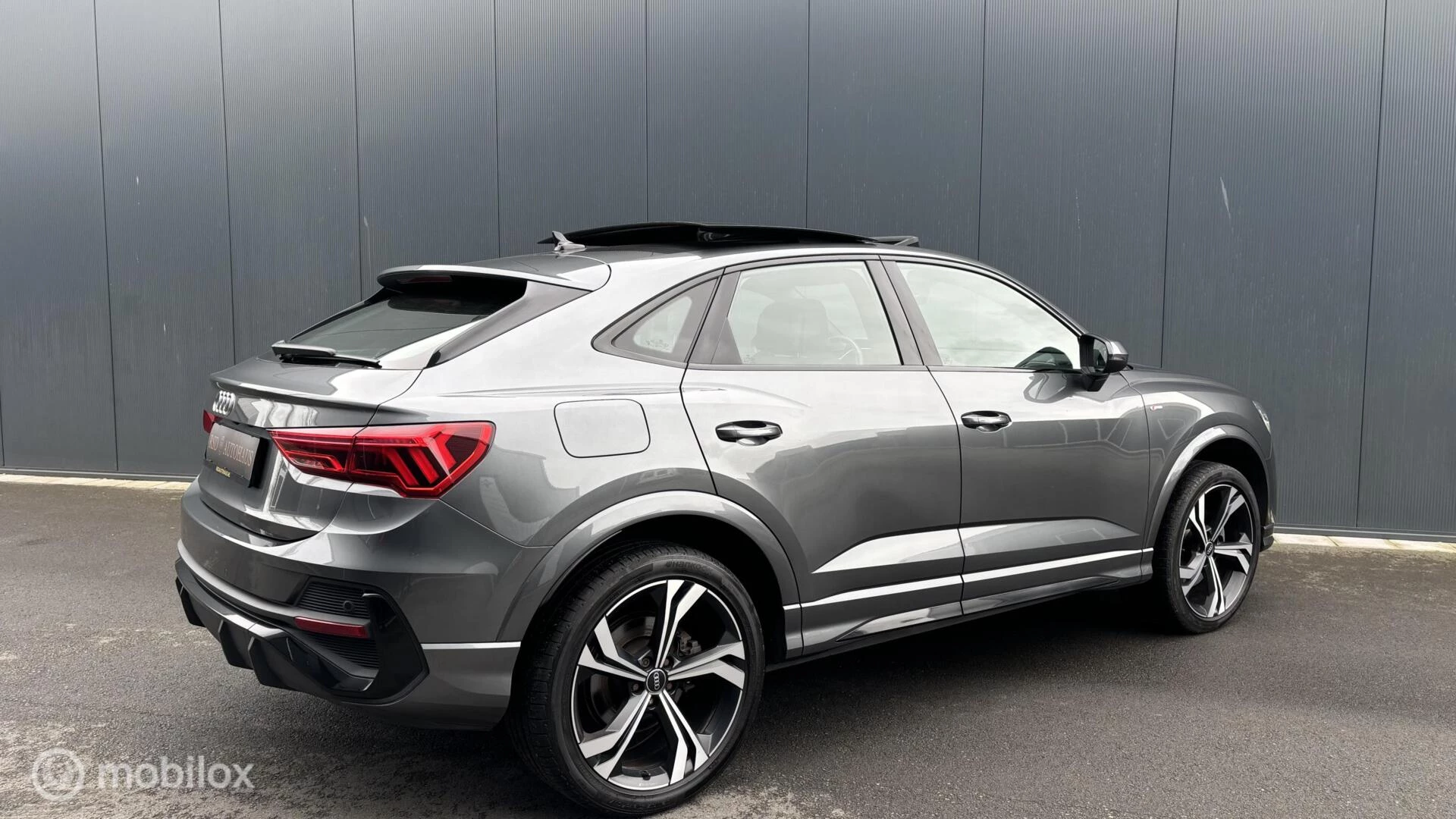 Hoofdafbeelding Audi Q3