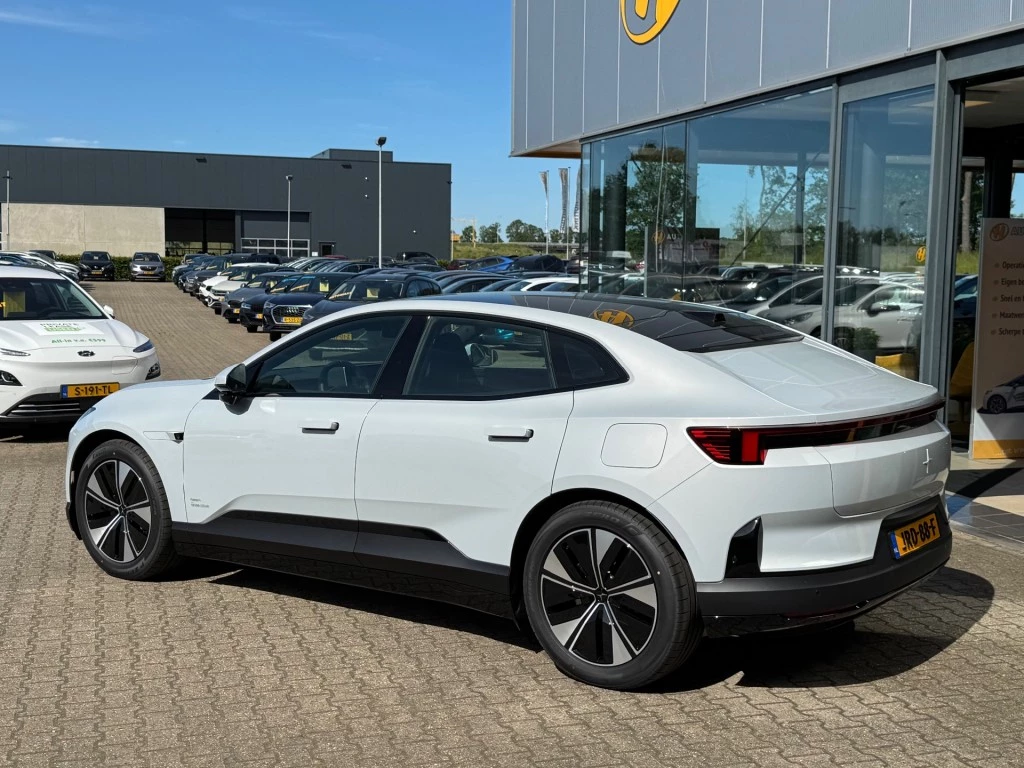 Hoofdafbeelding Polestar 4