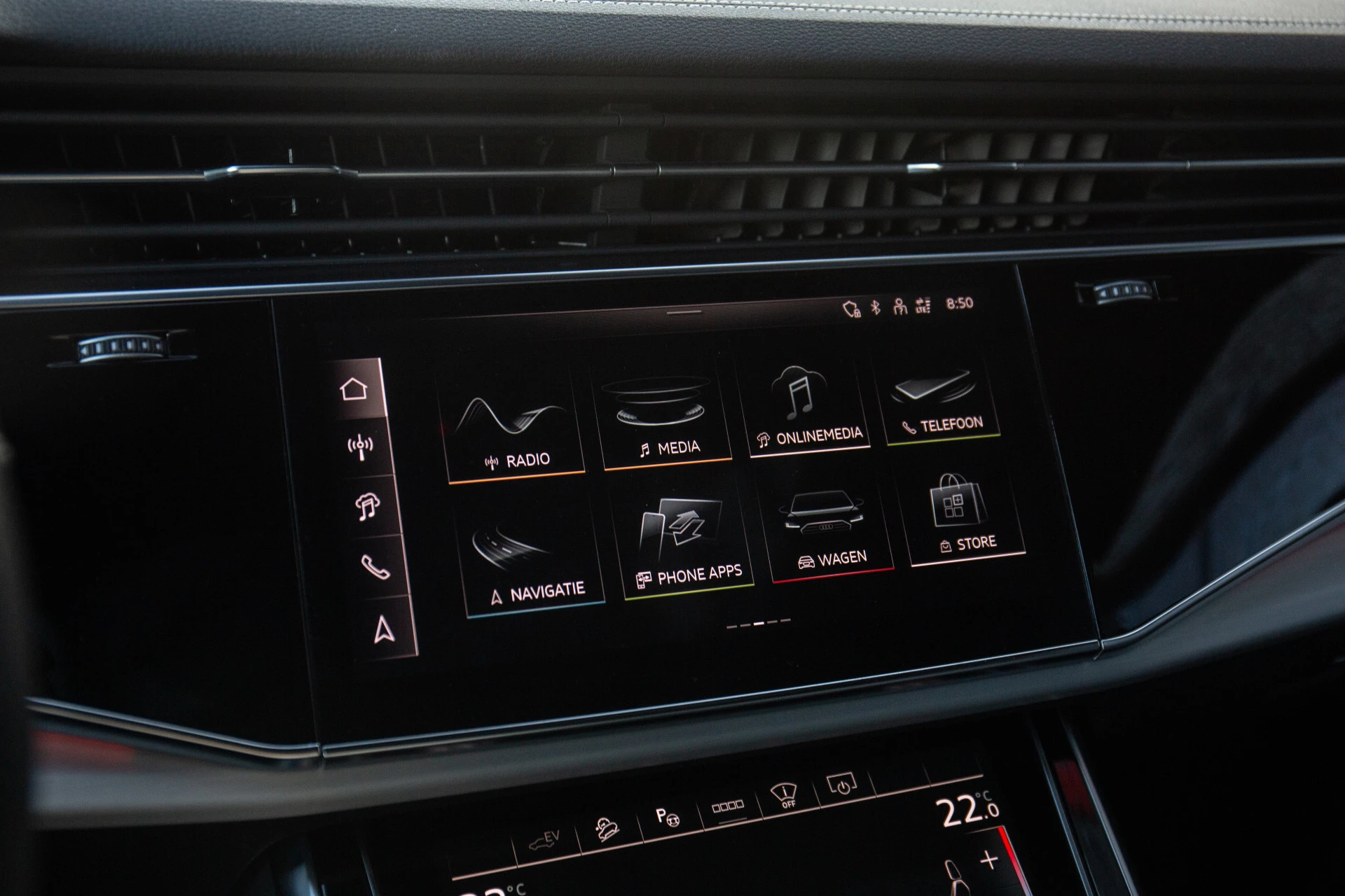 Hoofdafbeelding Audi Q8