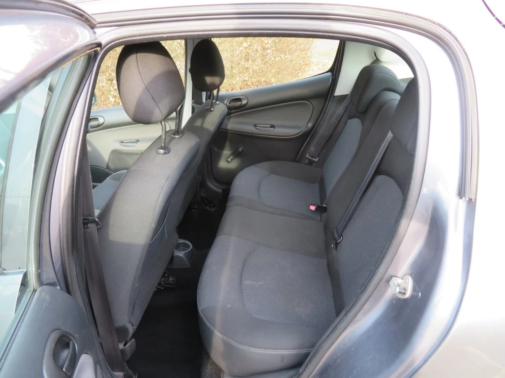 Hoofdafbeelding Peugeot 206