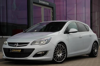 Opel Astra 1.4 Turbo Business + | Navi. | Xenon | Winter & Comfort Pakket