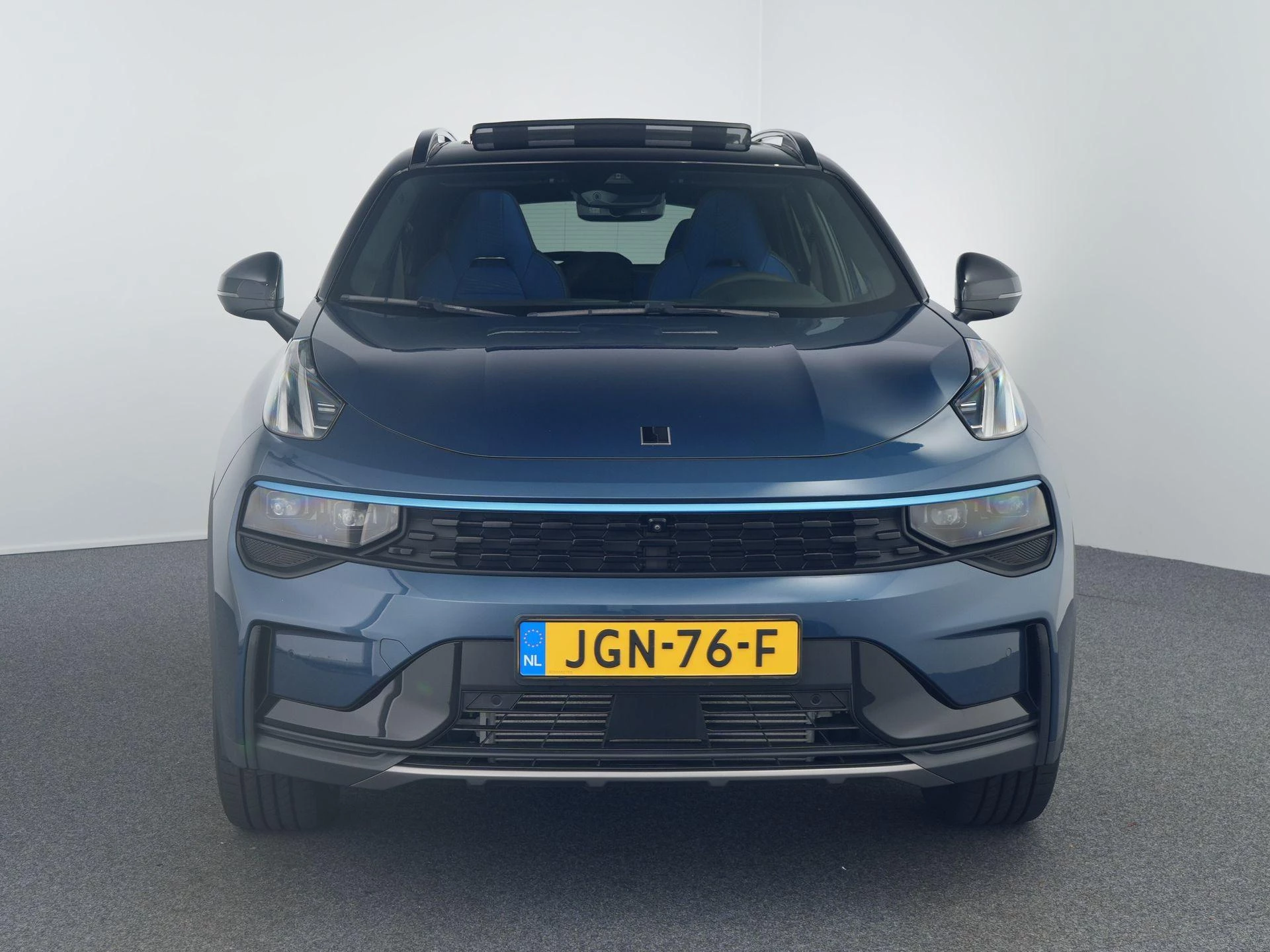 Hoofdafbeelding Lynk & Co 01