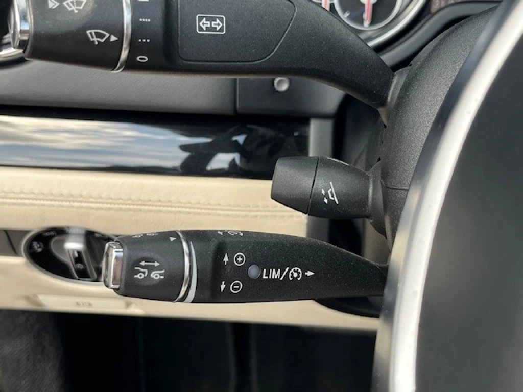 Hoofdafbeelding Mercedes-Benz SL