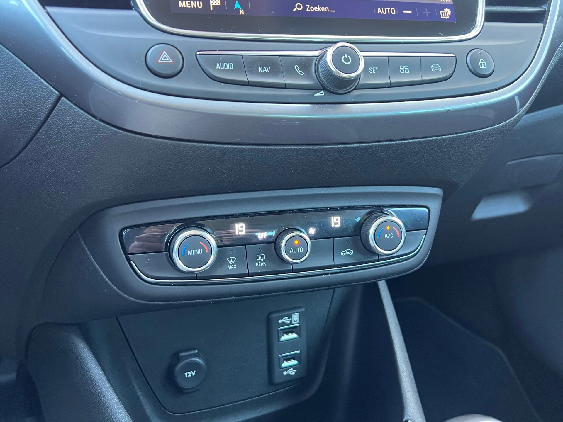 Hoofdafbeelding Opel Crossland X