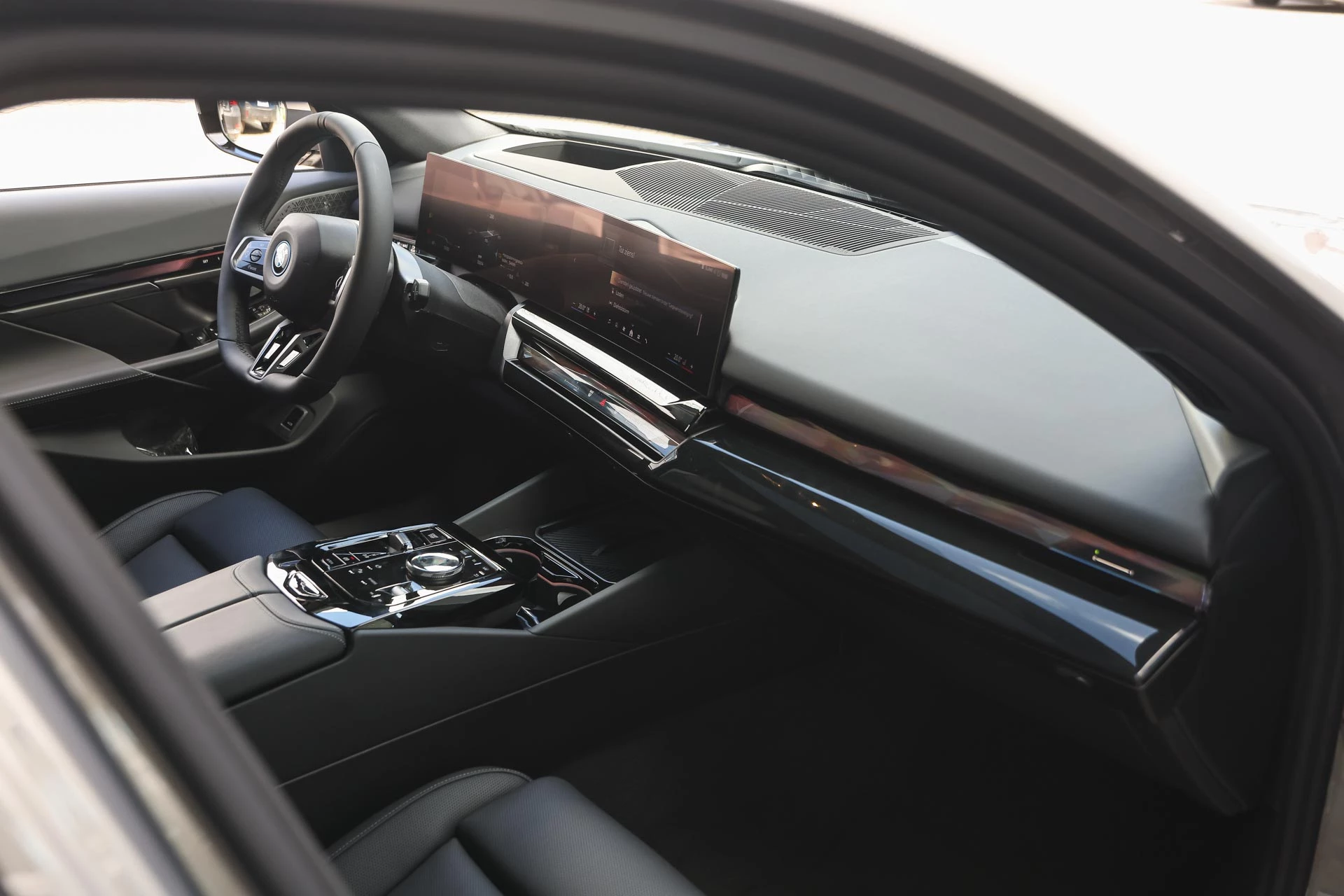 Hoofdafbeelding BMW i5