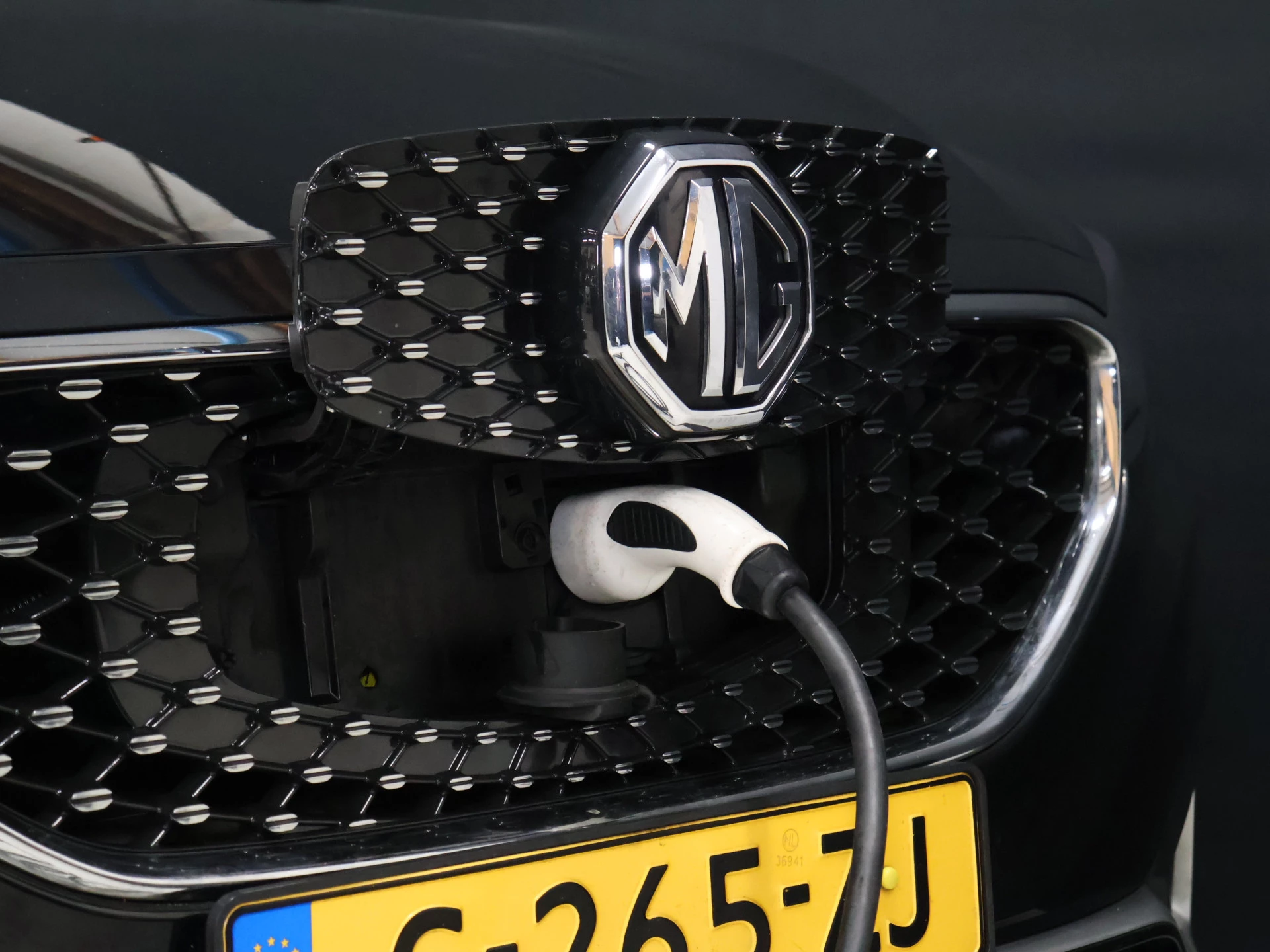 Hoofdafbeelding MG ZS EV