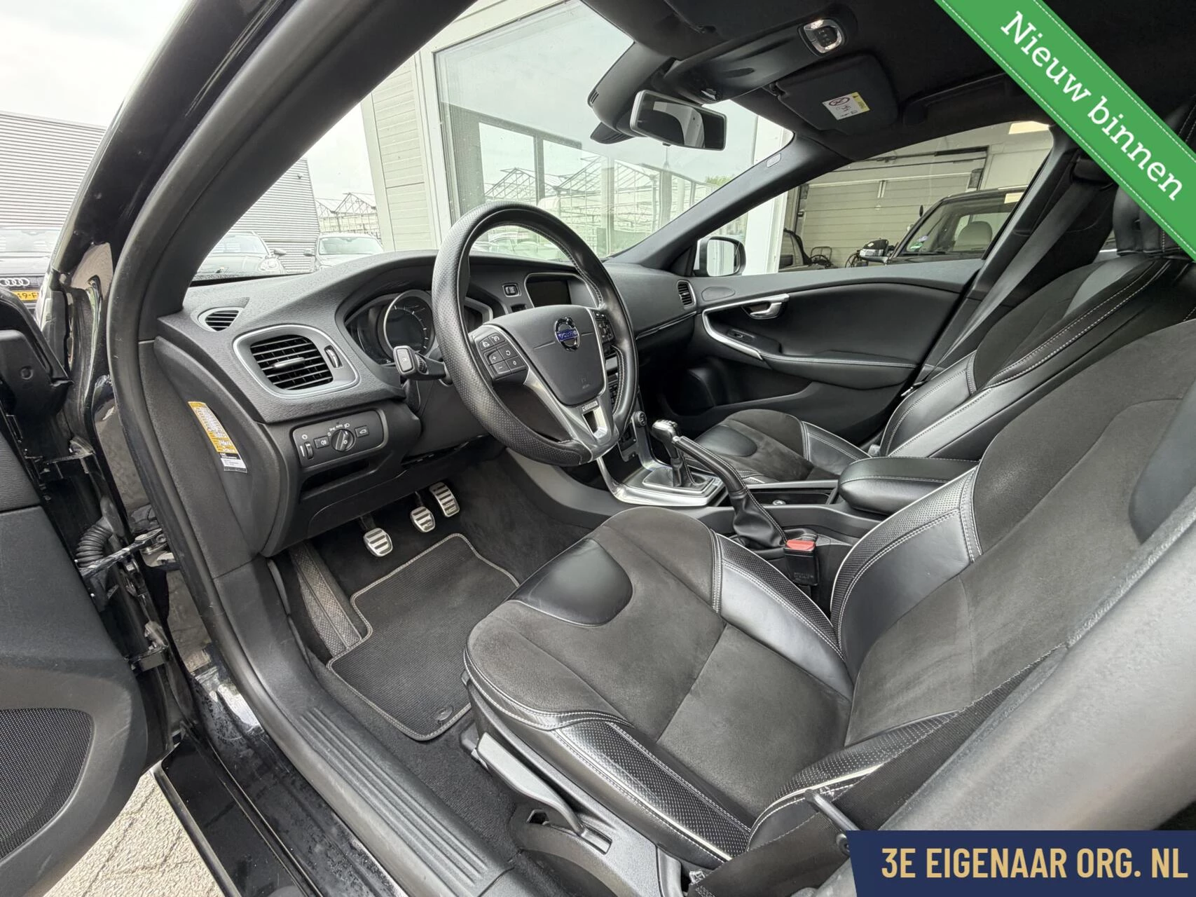 Hoofdafbeelding Volvo V40