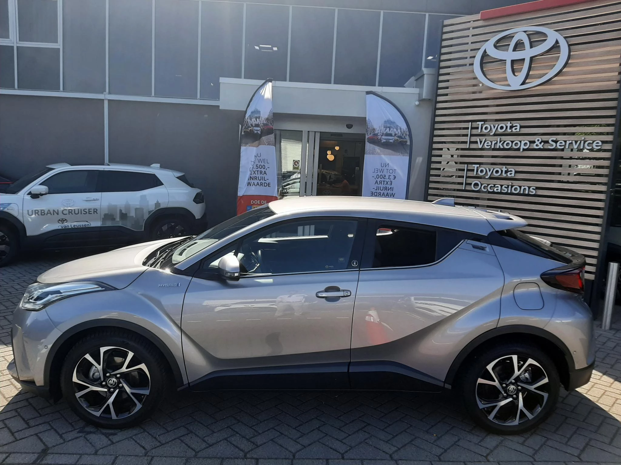 Hoofdafbeelding Toyota C-HR