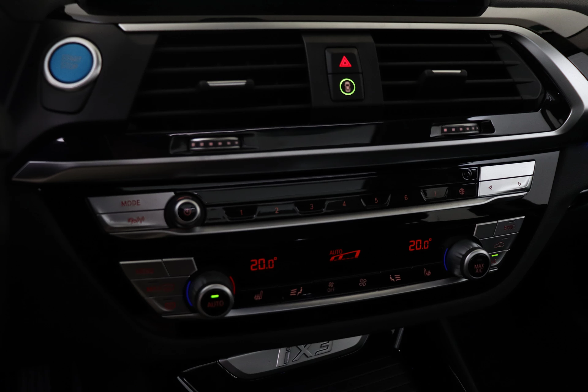 Hoofdafbeelding BMW iX3
