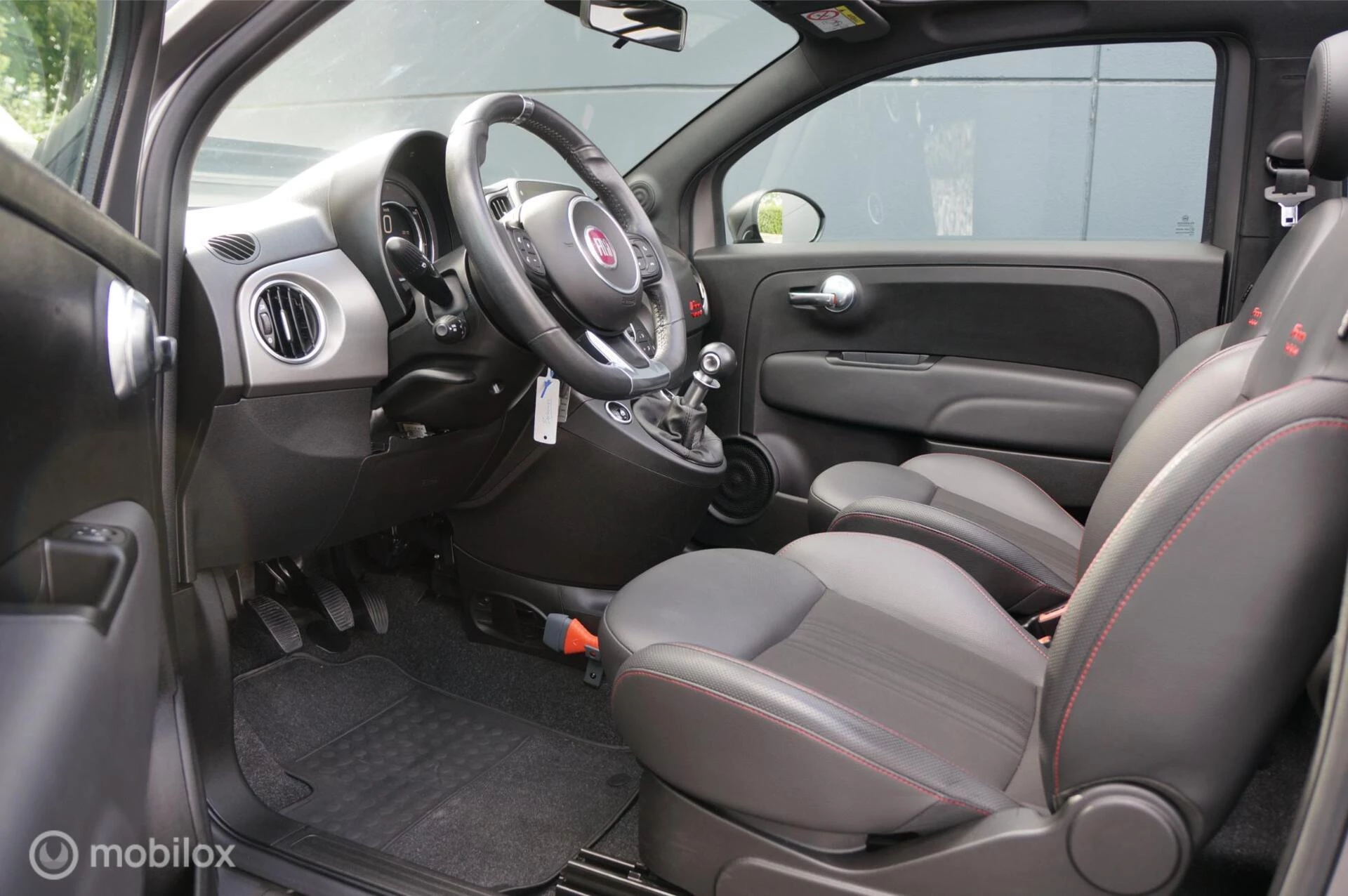 Hoofdafbeelding Fiat 500C