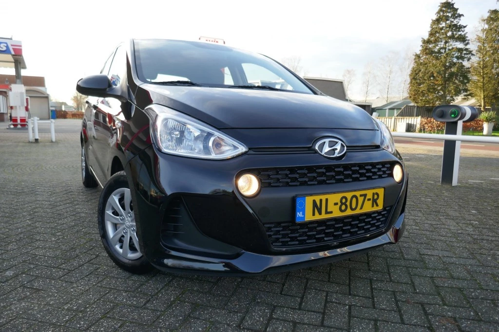 Hoofdafbeelding Hyundai i10