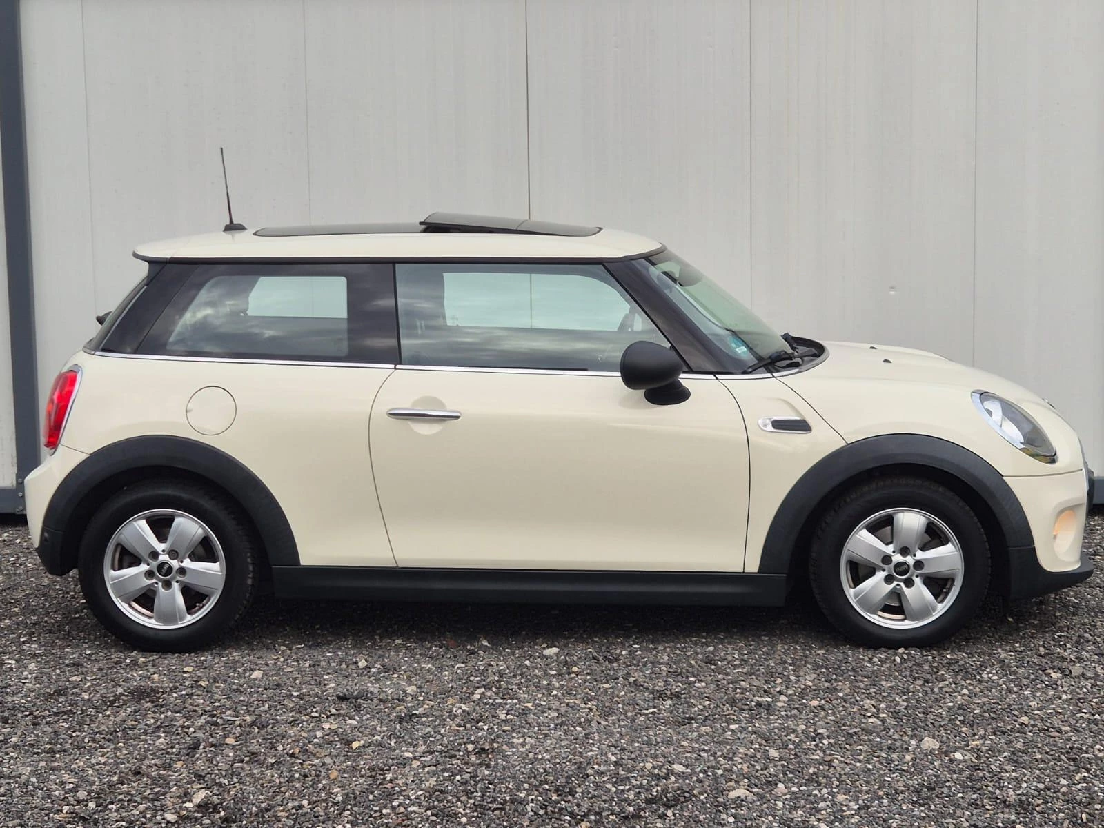 Hoofdafbeelding MINI One