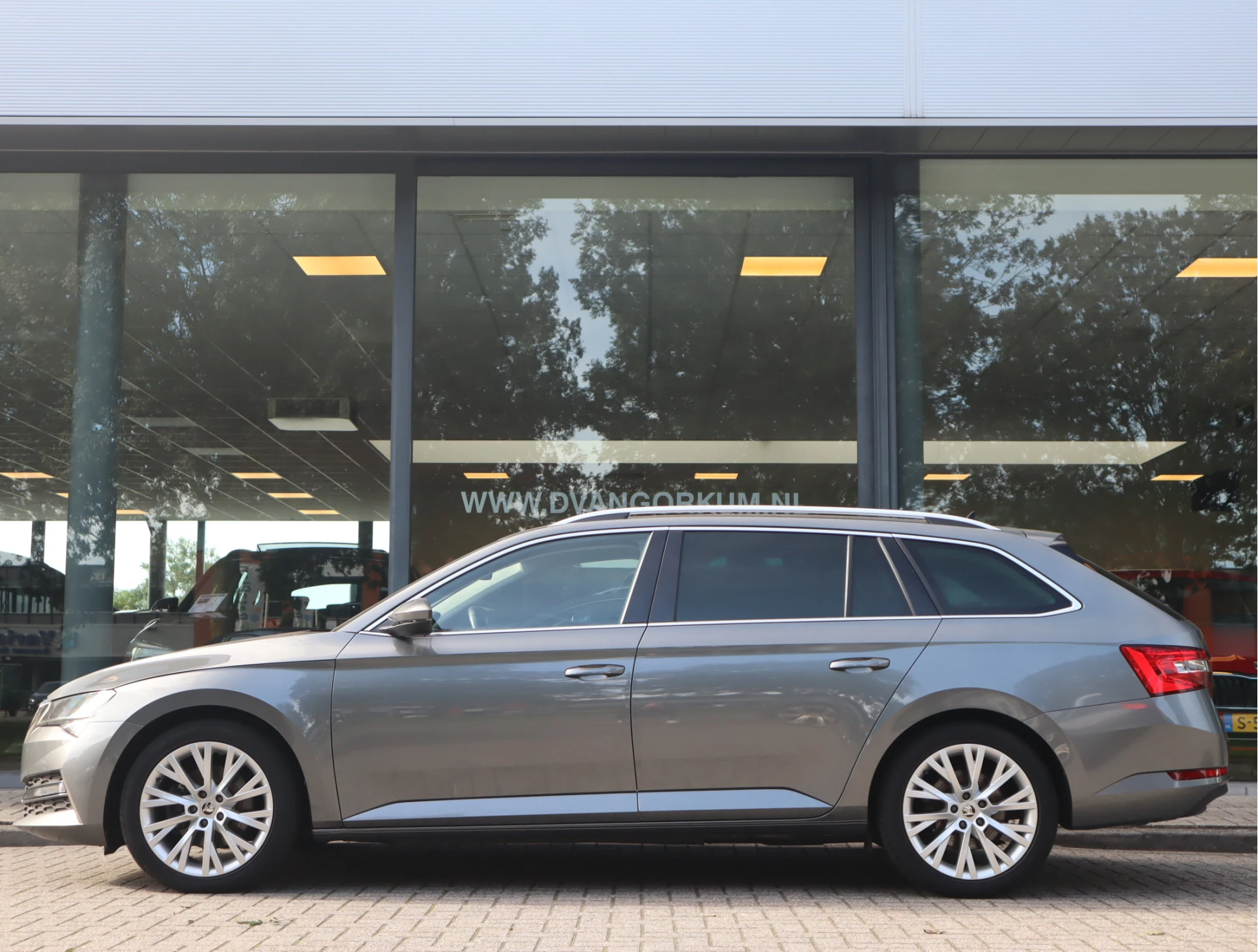 Hoofdafbeelding Škoda Superb