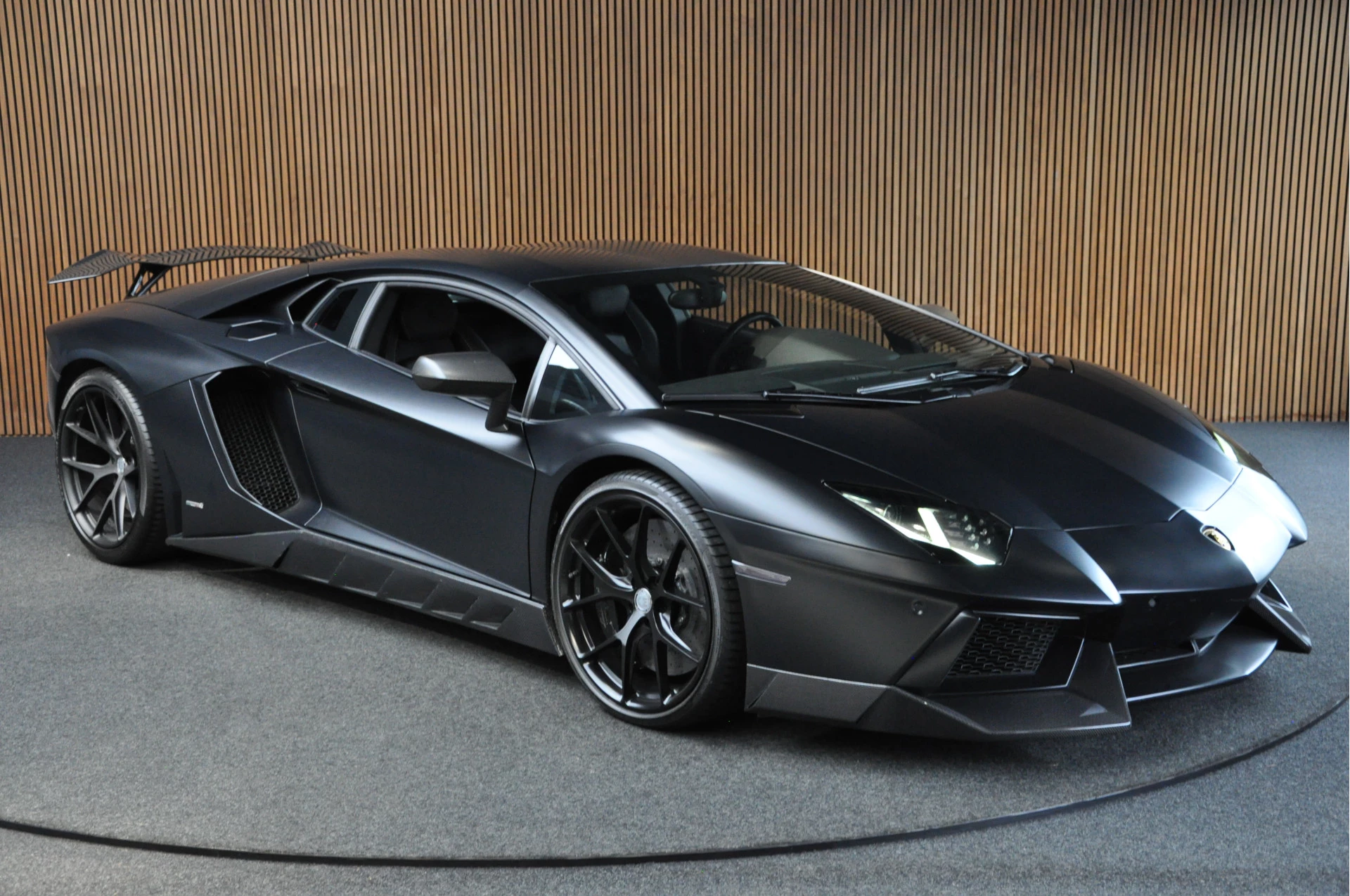 Hoofdafbeelding Lamborghini Aventador