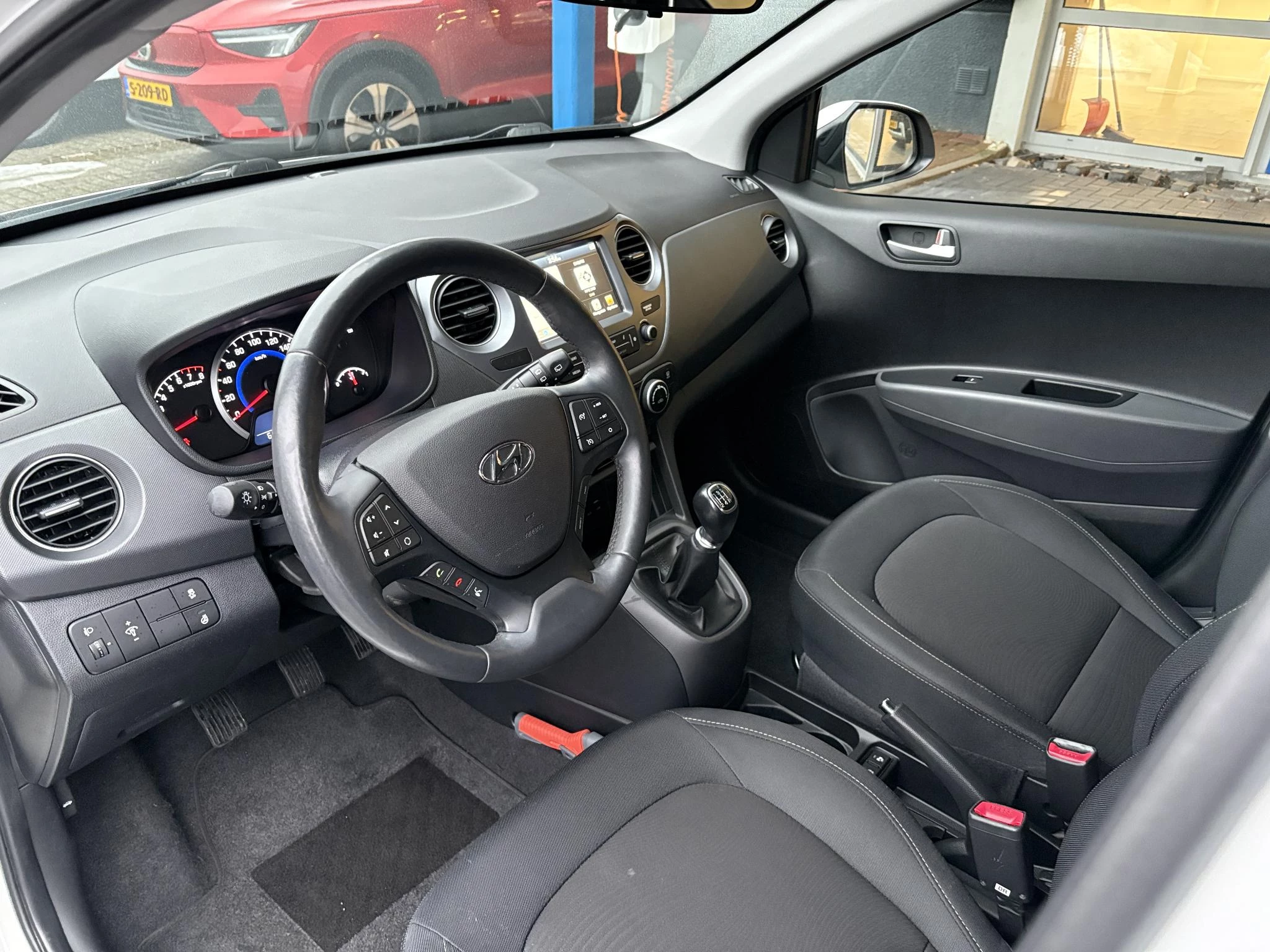 Hoofdafbeelding Hyundai i10