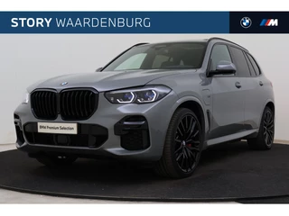 BMW X5 xDrive45e High Executive M Sport Automaat / Panoramadak Sky Lounge / Trekhaak / Laserlight / Head-Up / Bowers & Wilkins / Parking Assistant Plus / Stoelventilatie