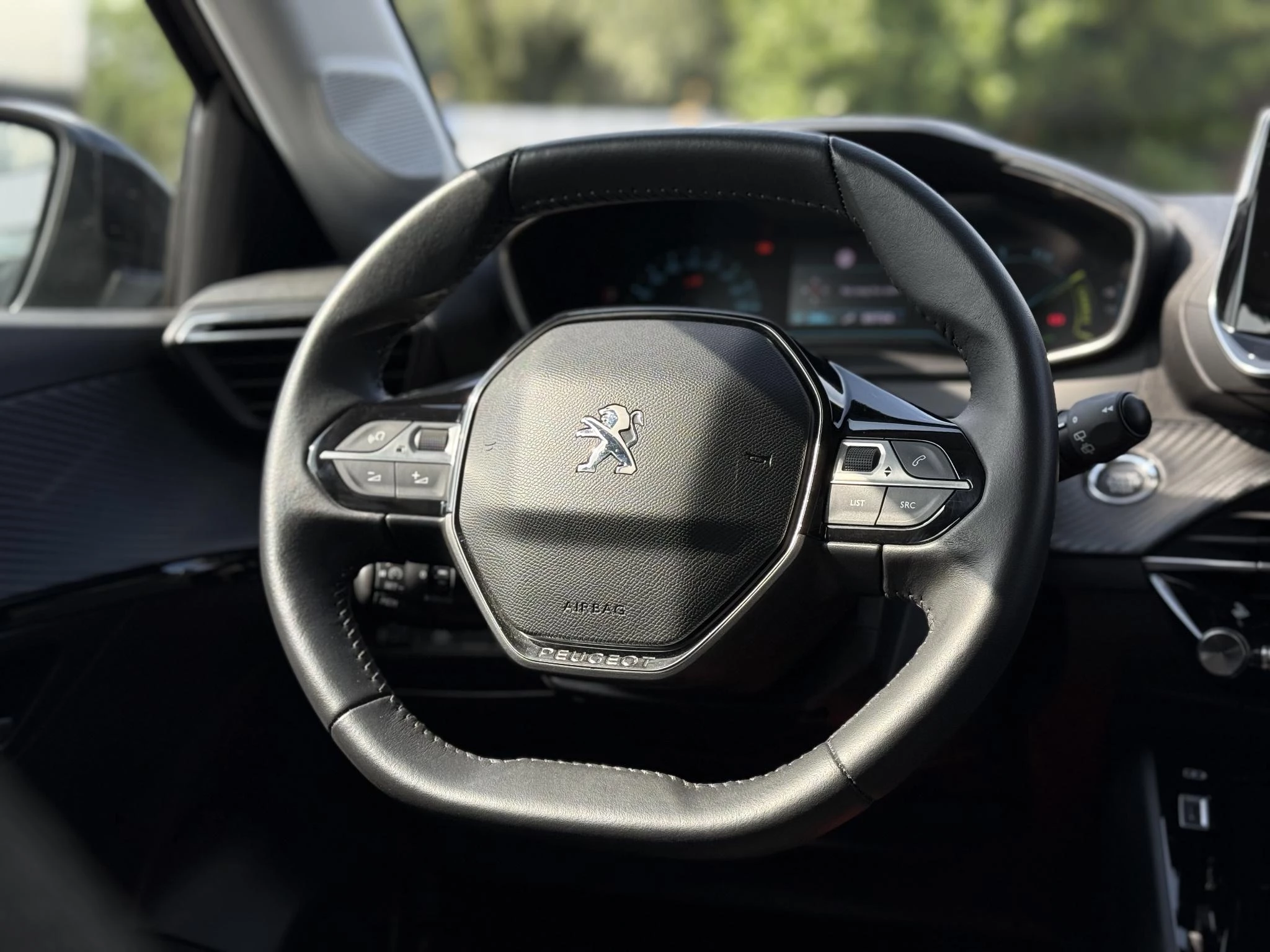 Hoofdafbeelding Peugeot e-208