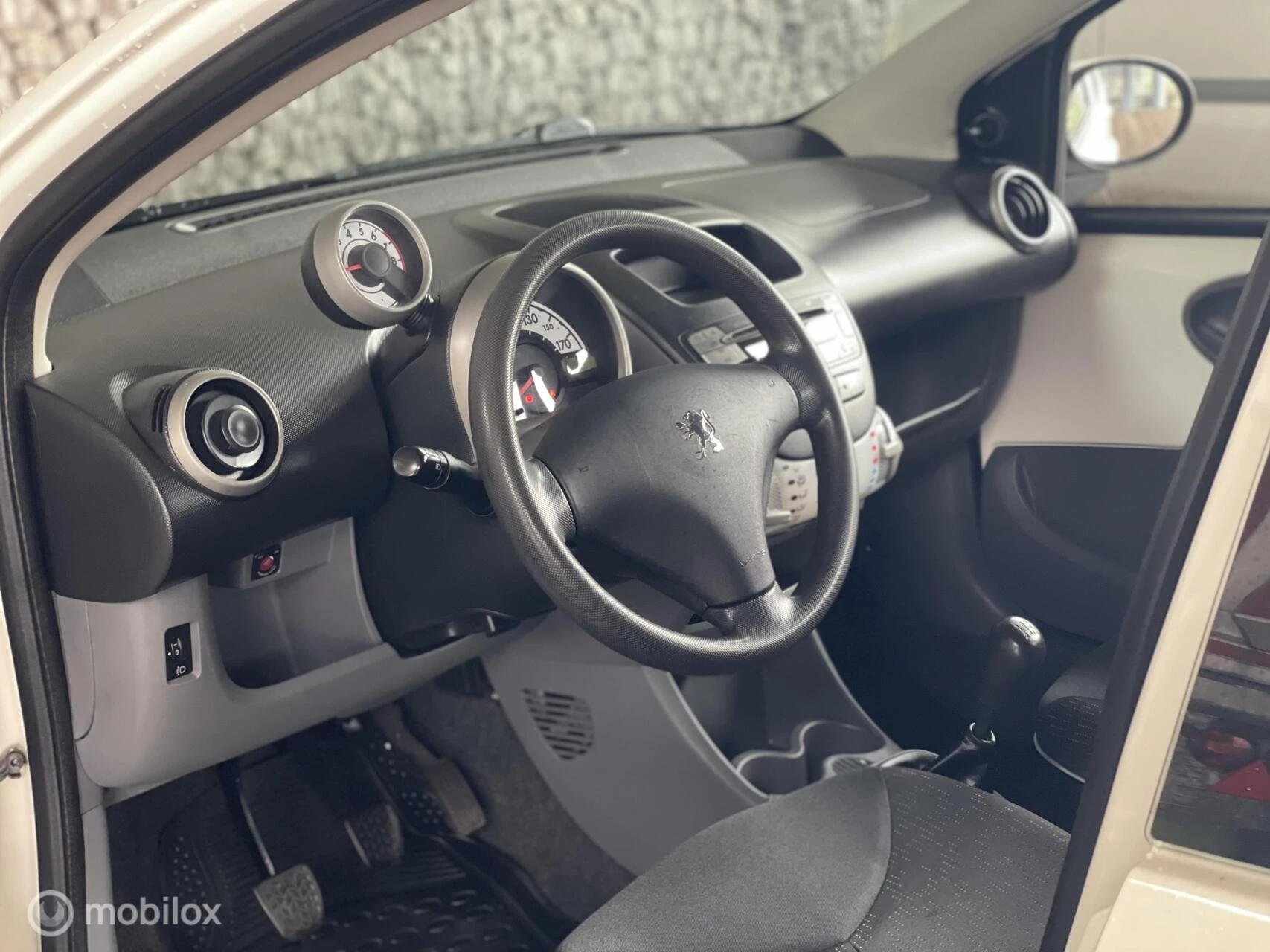 Hoofdafbeelding Peugeot 107