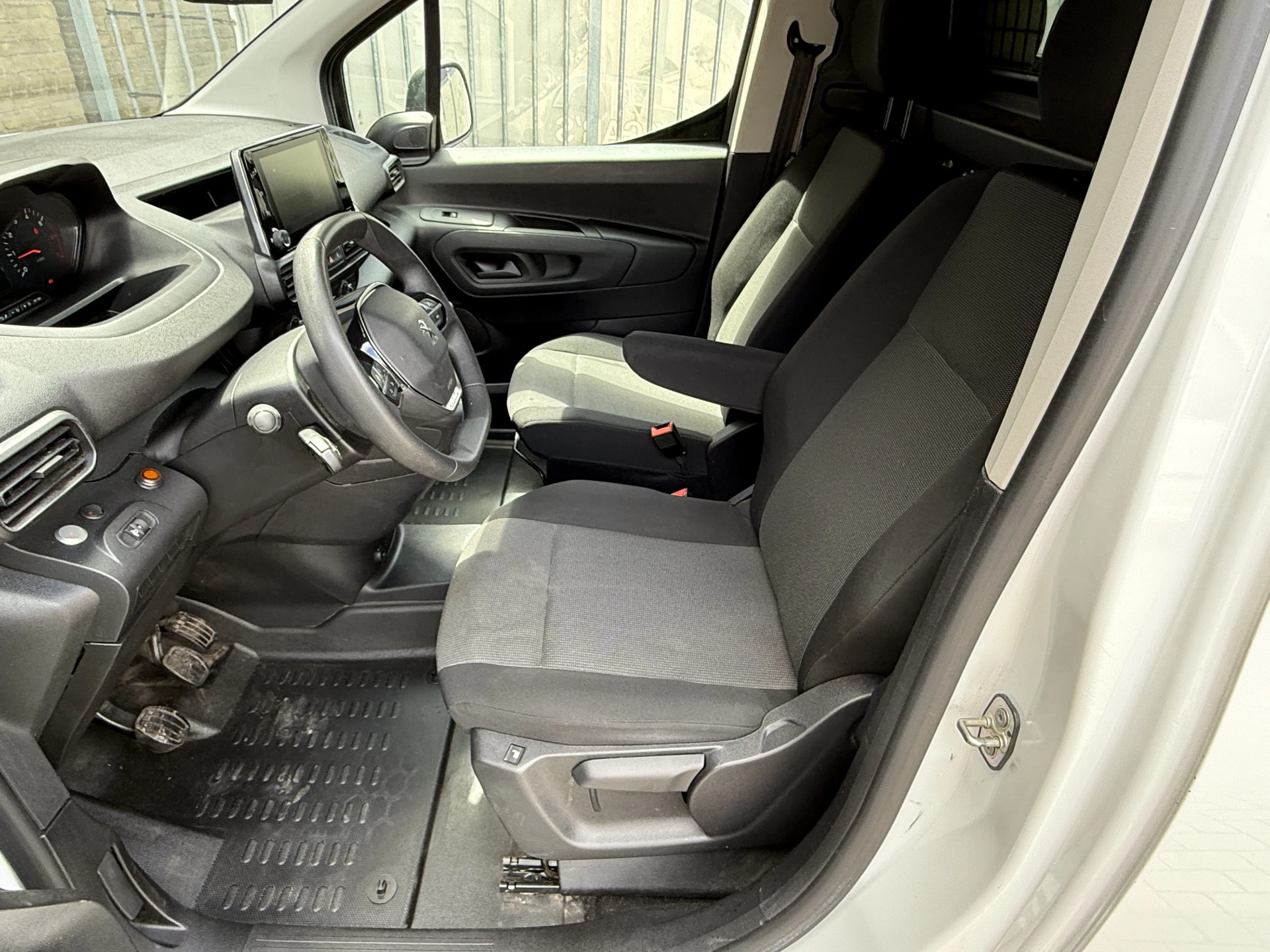 Hoofdafbeelding Peugeot Partner