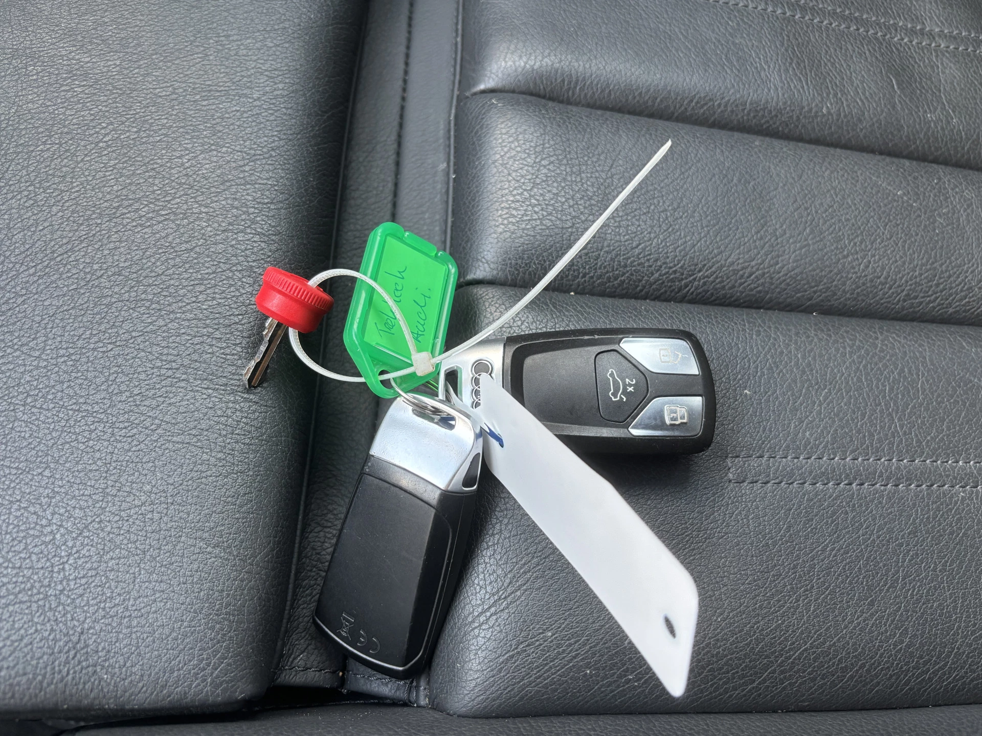 Hoofdafbeelding Audi A4