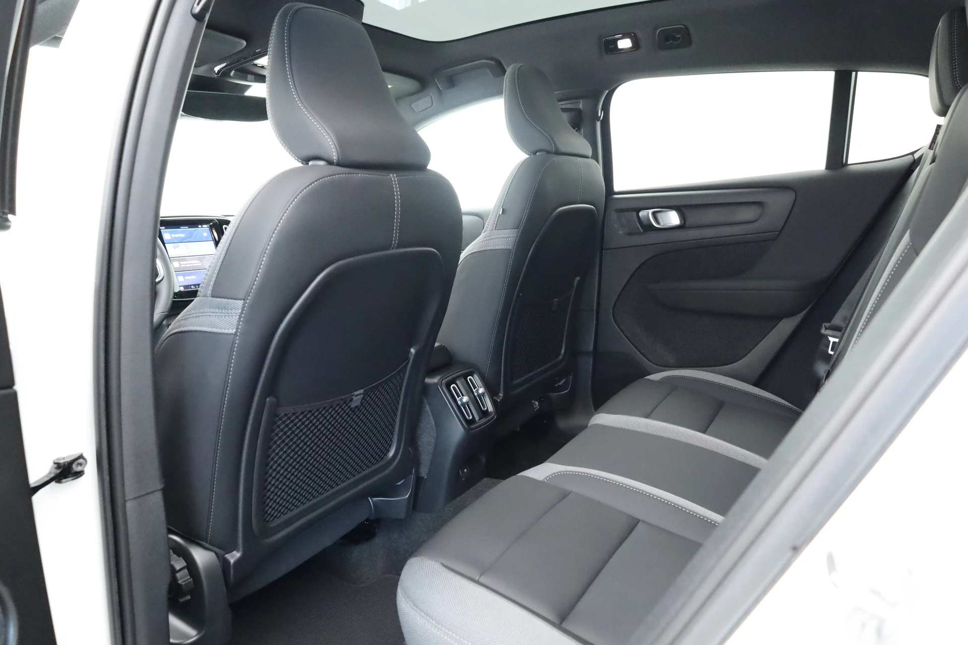 Hoofdafbeelding Volvo C40