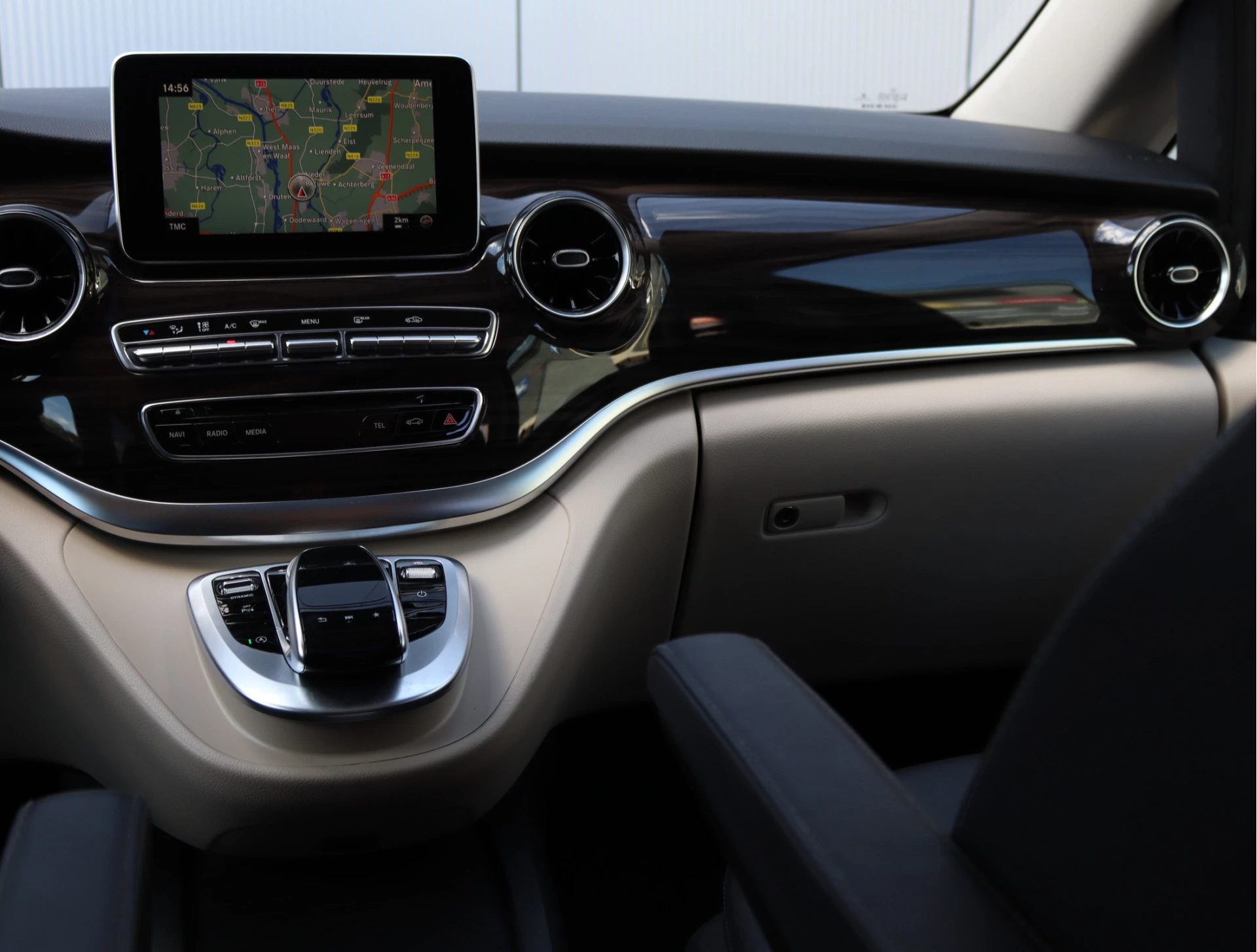 Hoofdafbeelding Mercedes-Benz Marco Polo