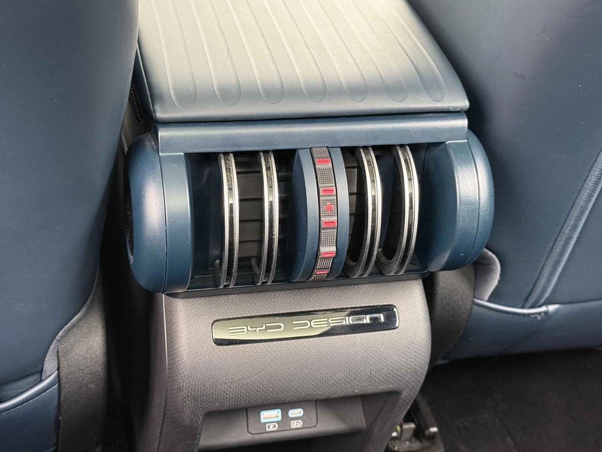 Hoofdafbeelding BYD ATTO 3