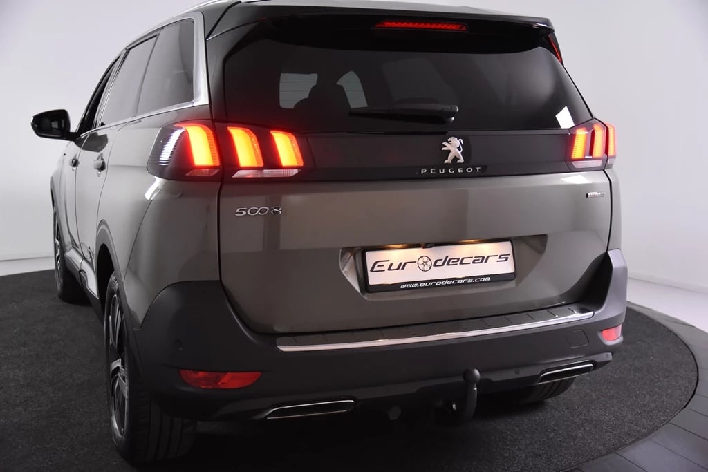 Hoofdafbeelding Peugeot 5008